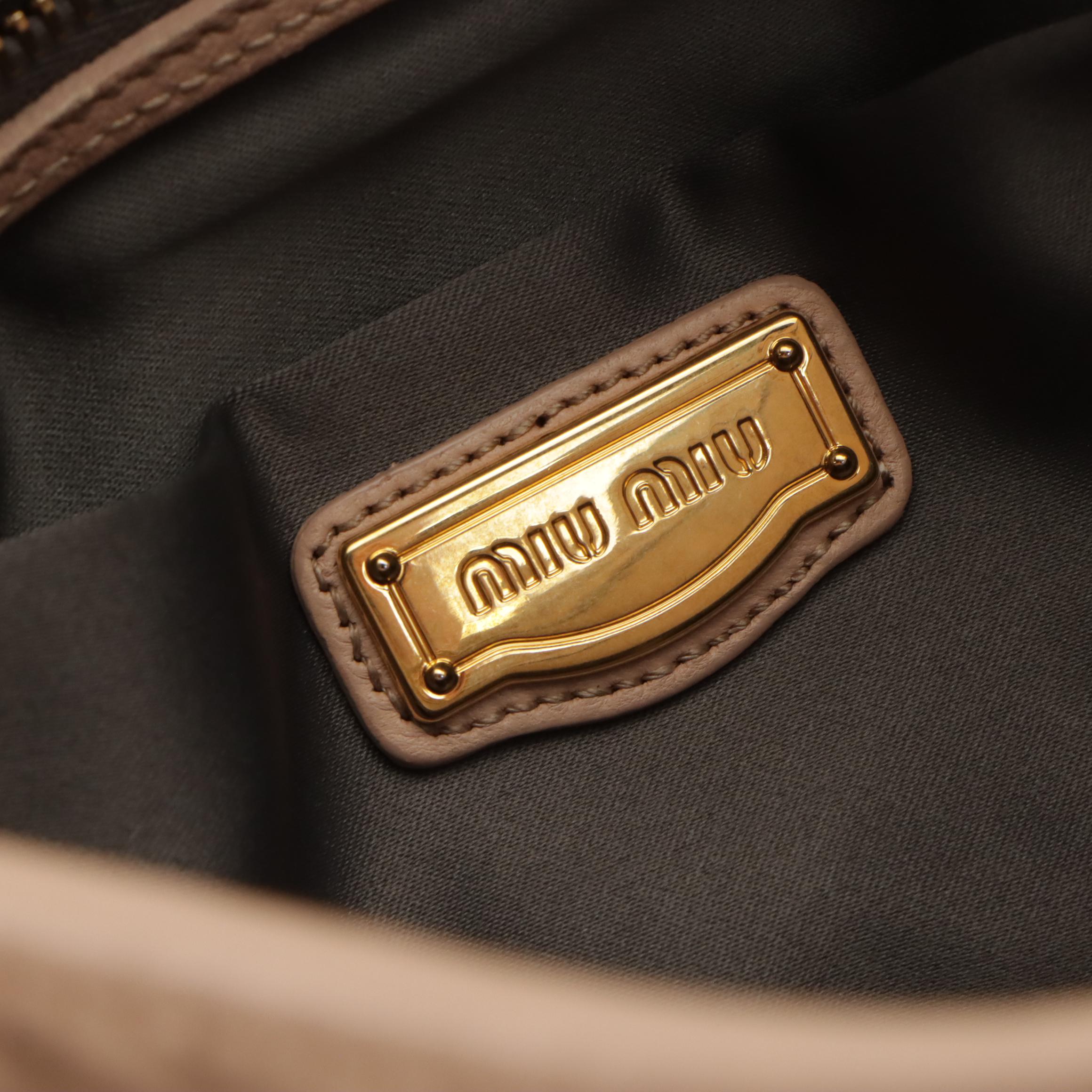 Miu Miu Coffer Hobo Shoulder Bag in Baby Pink Matelassé Quilted Leather