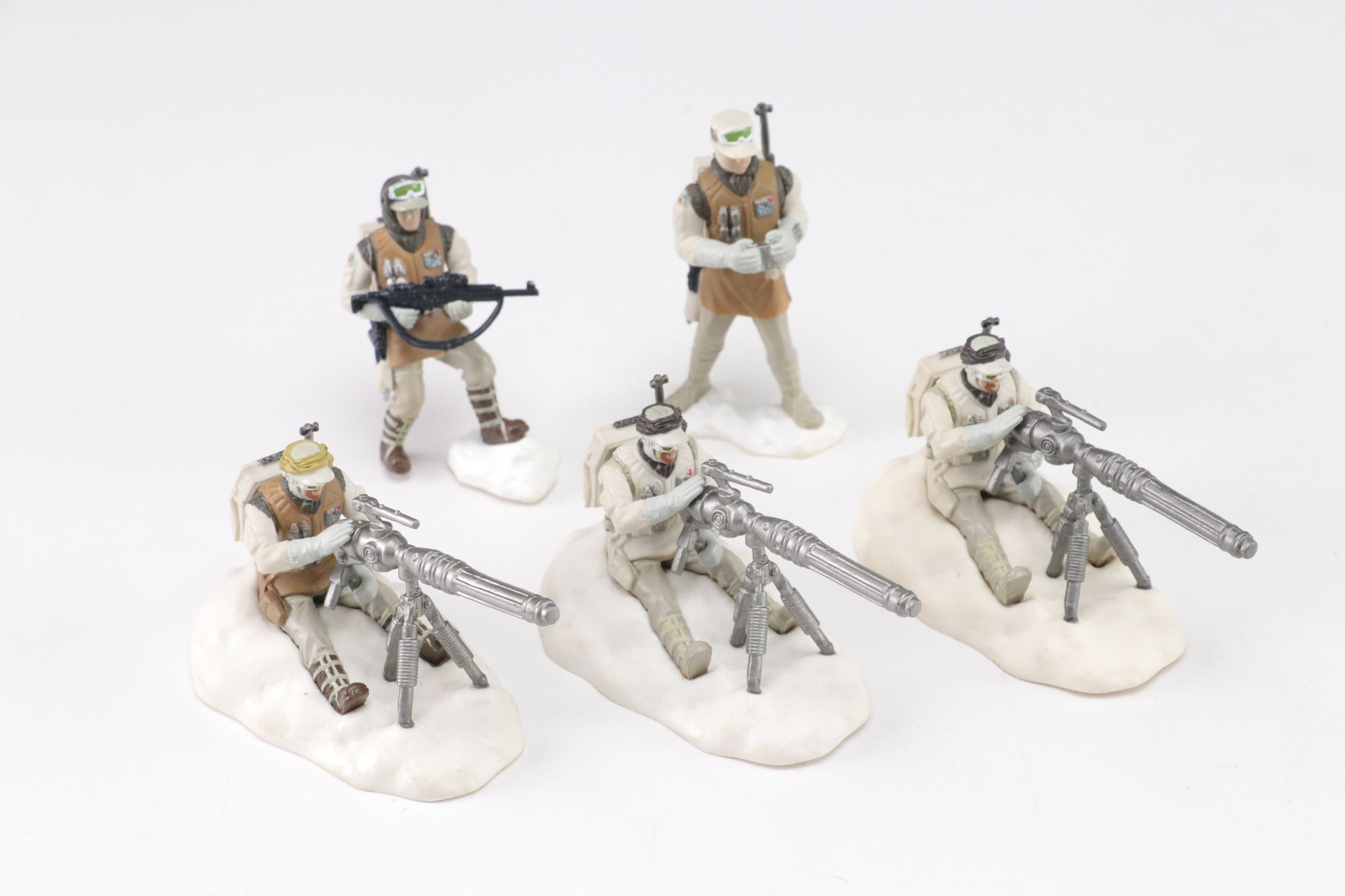 Hasboro "Battle of Hoth" Star Wars Battle Pack Unleashed Figurines