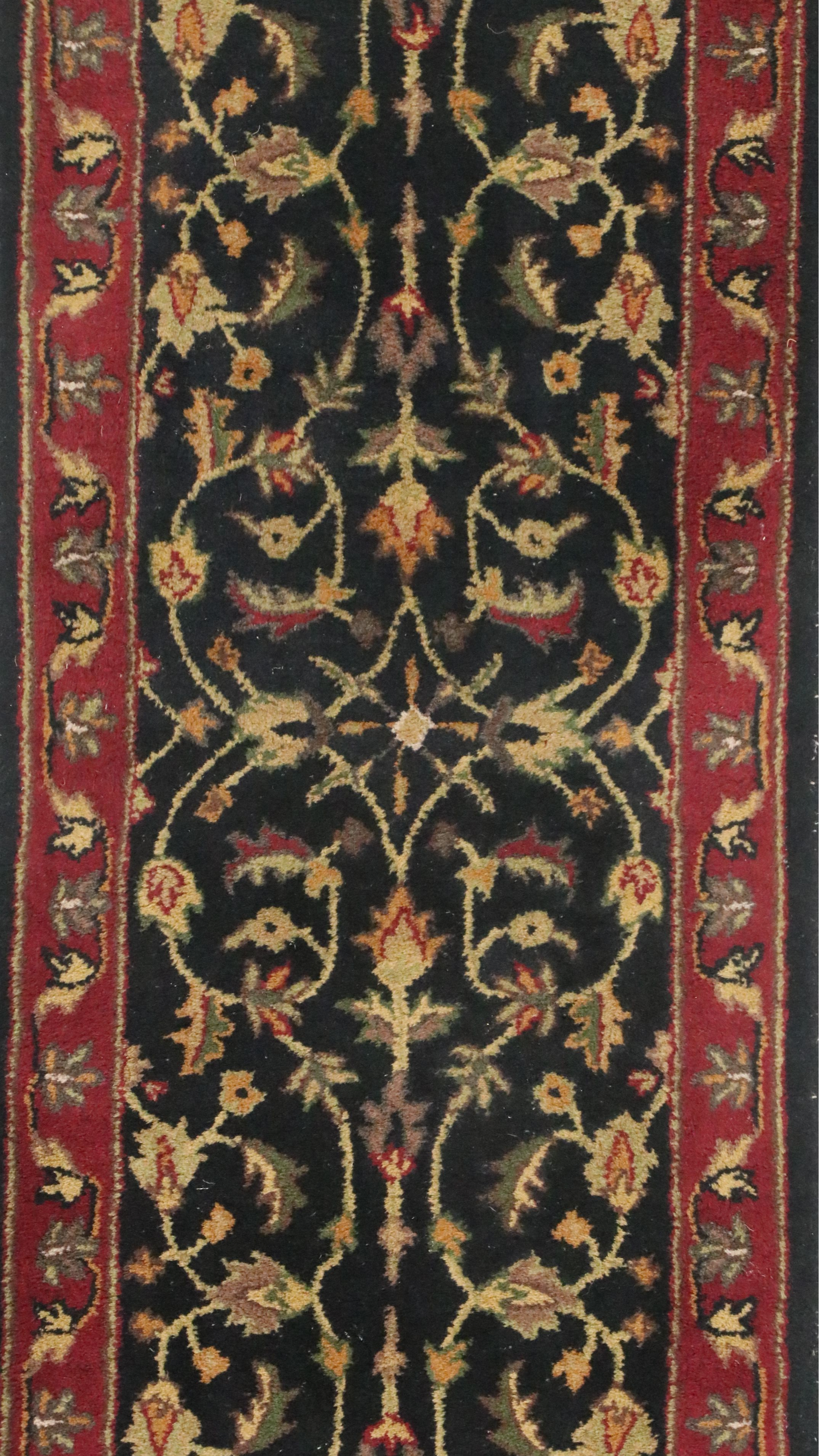 2'4 x 9'11 Hand-Tufted Safavieh Heritage Collection Carpet Runner