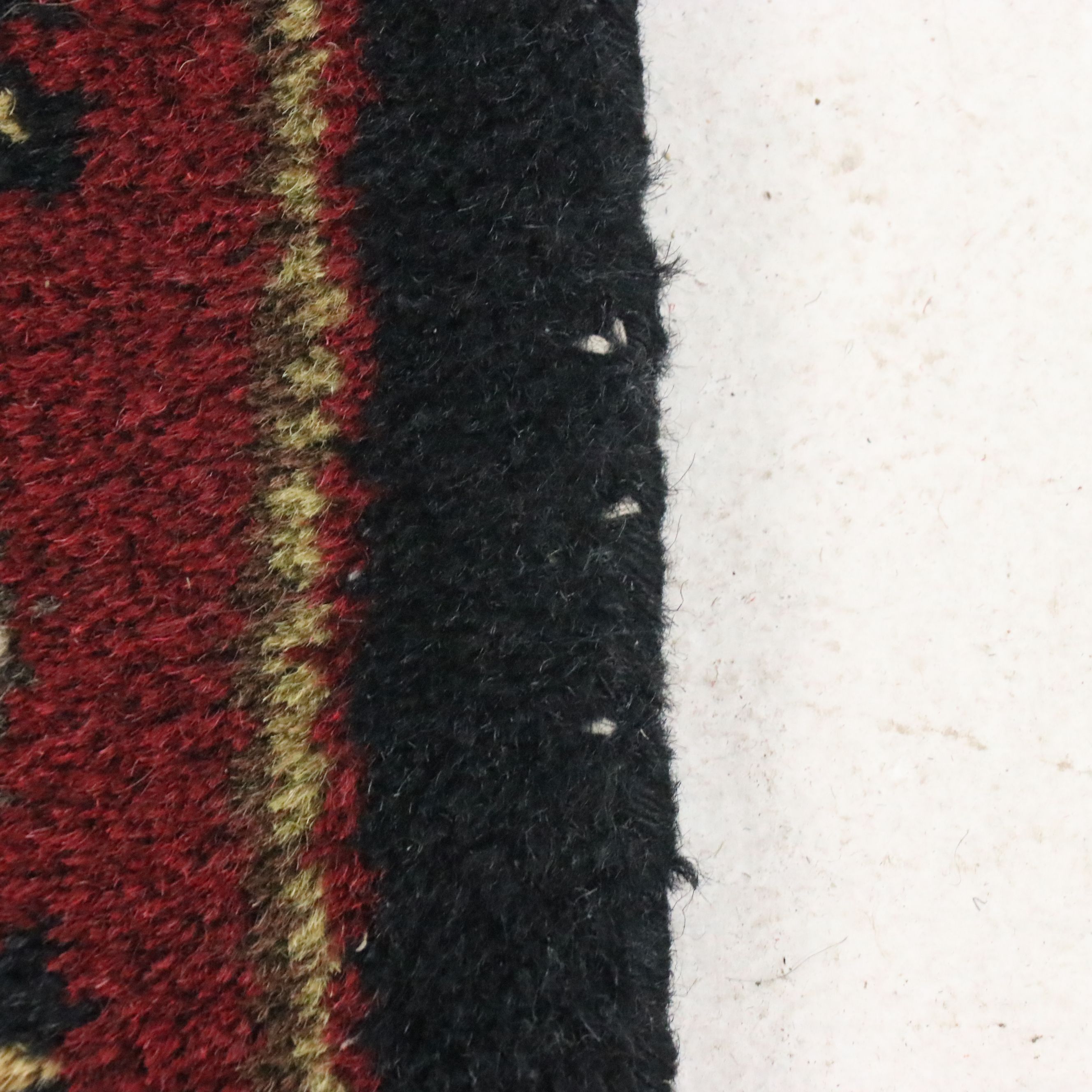 2'4 x 9'11 Hand-Tufted Safavieh Heritage Collection Carpet Runner