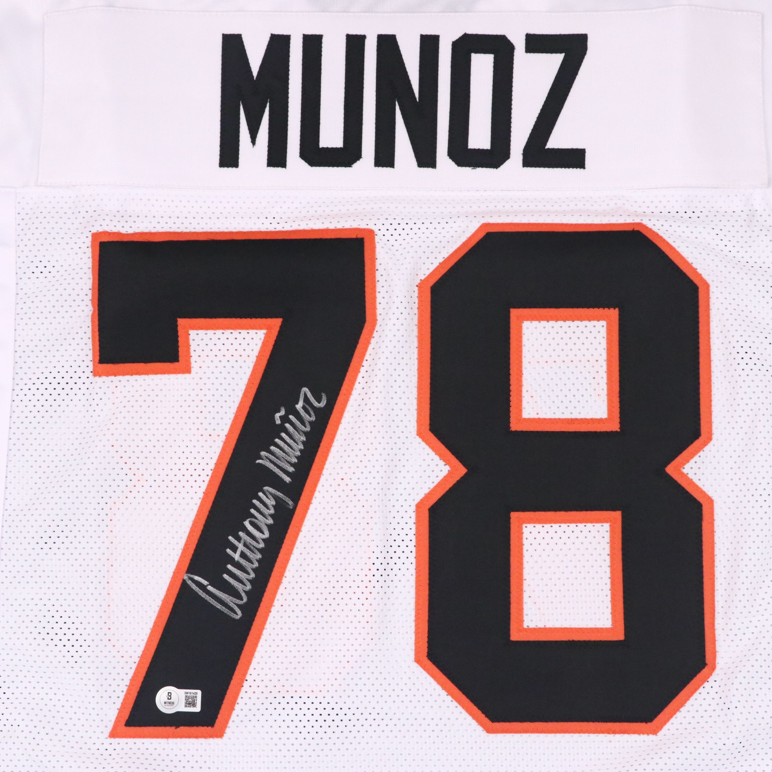 Anthony Muñoz Signed Cincinnati Bengals Football Jersey, Beckett
