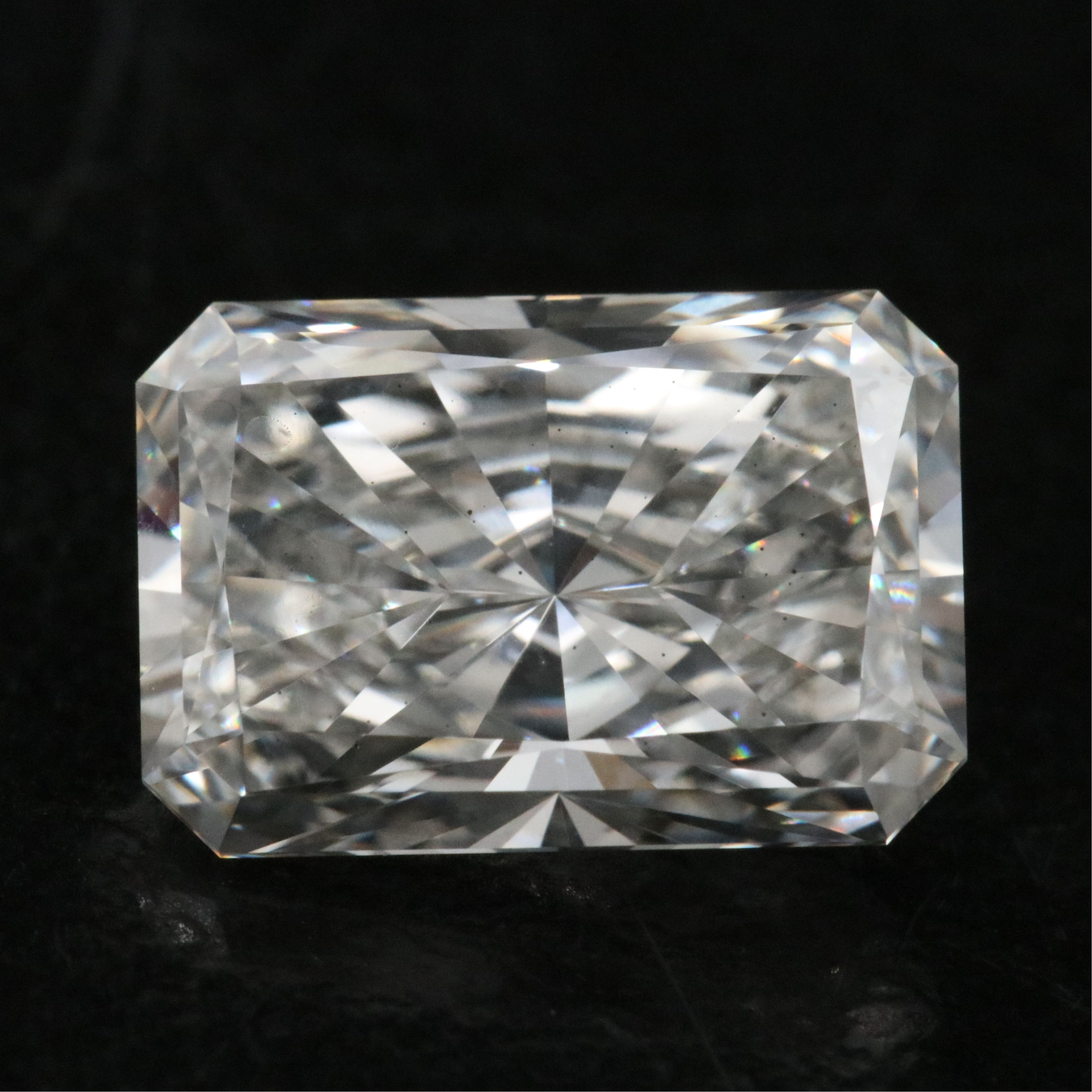 Loose 2.49 CT Lab Grown Diamond with IGI Report
