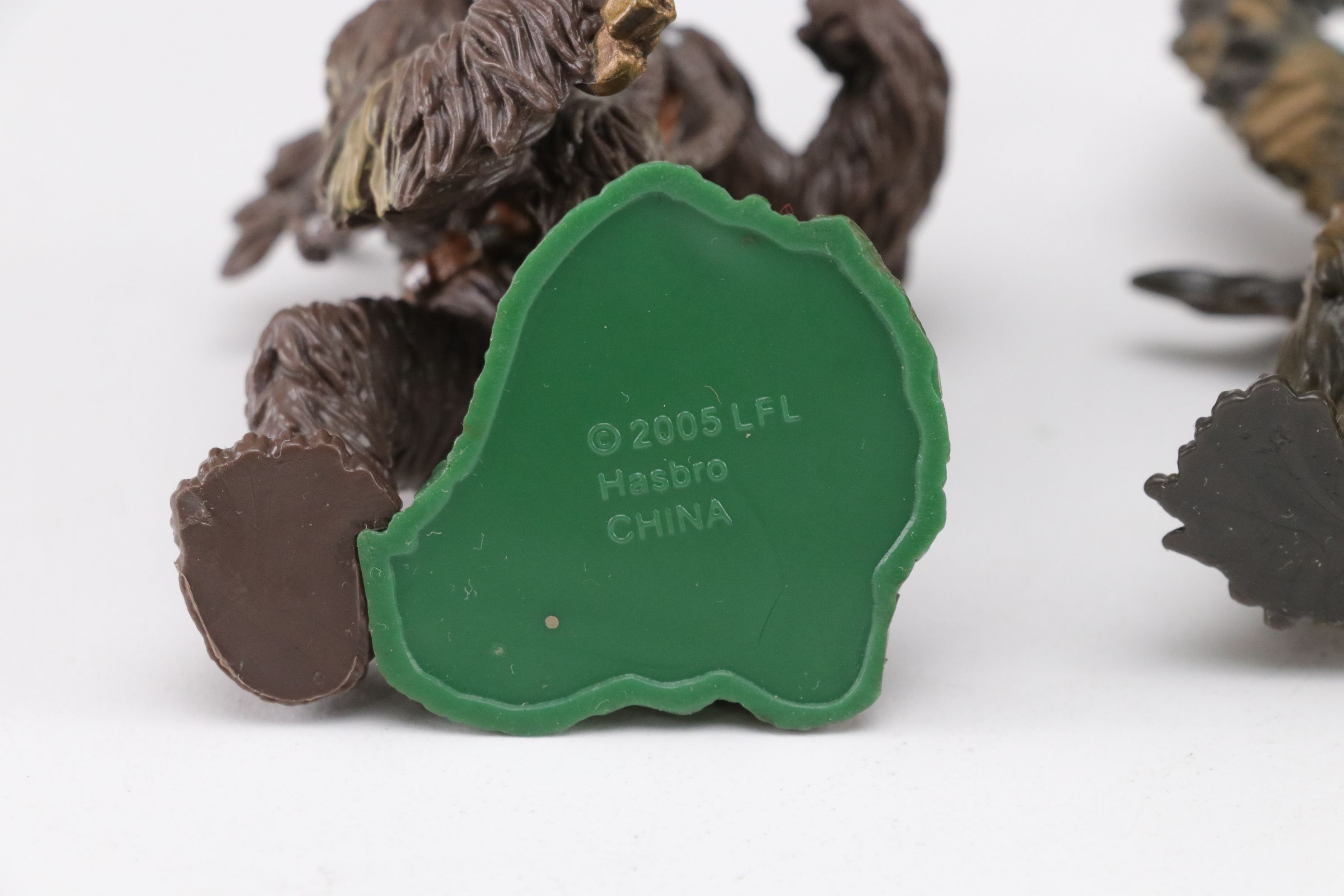 Star Wars Battle Pack Unleashed Wookie & Tusken Raider Figurines