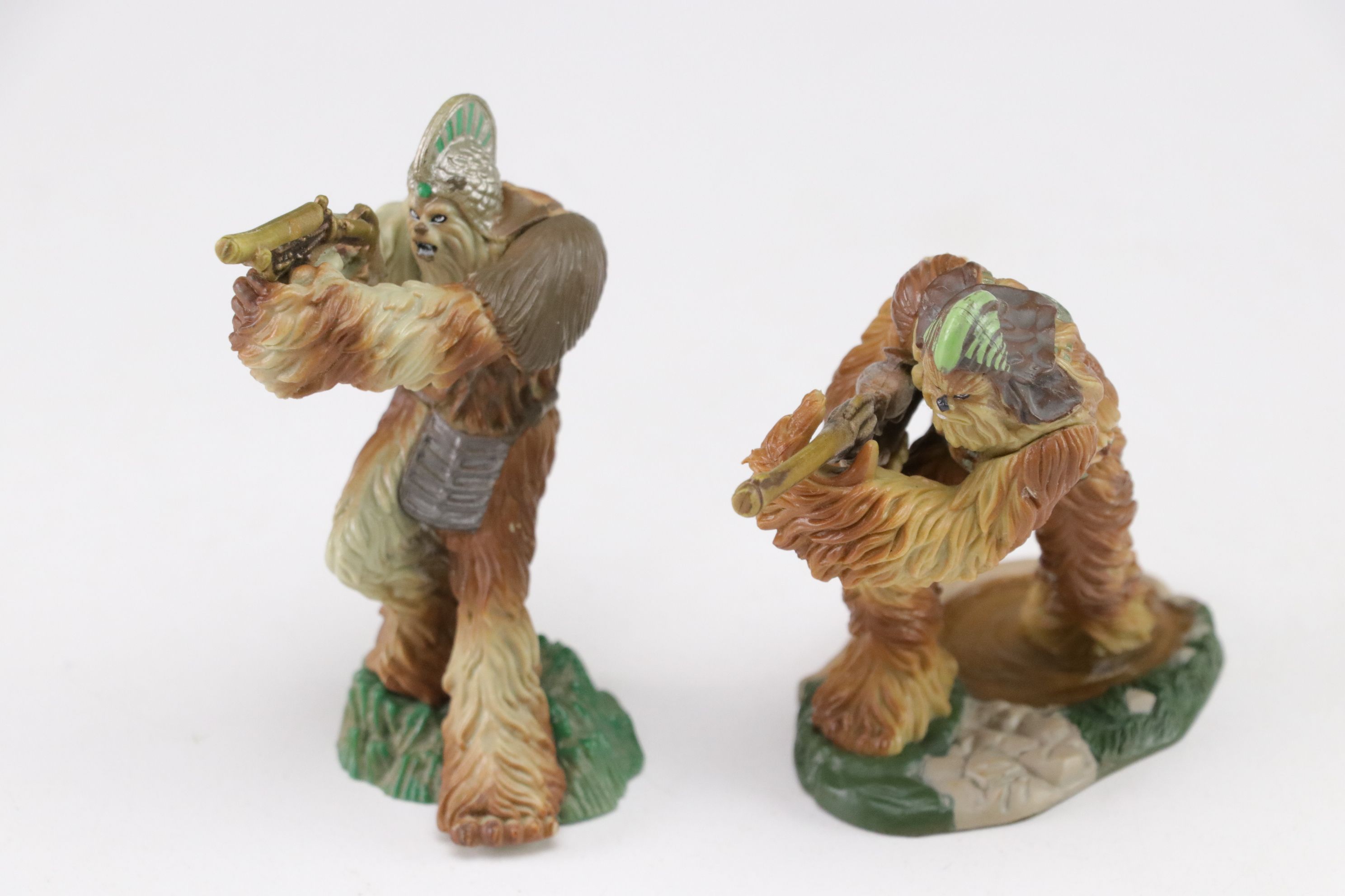 Star Wars Battle Pack Unleashed Wookie & Tusken Raider Figurines