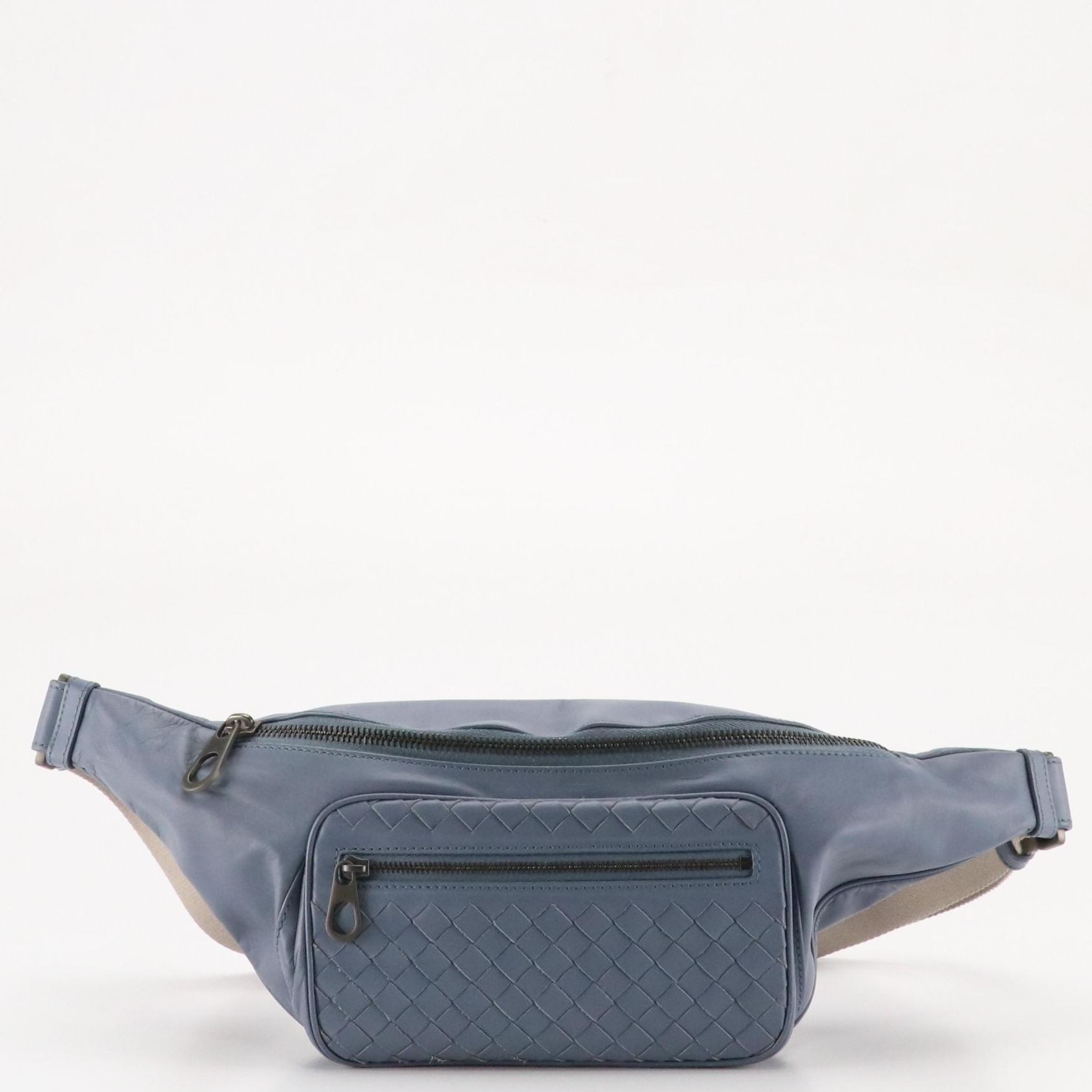 Bottega Veneta Belt Bag in Smooth and Intrecciato Leather