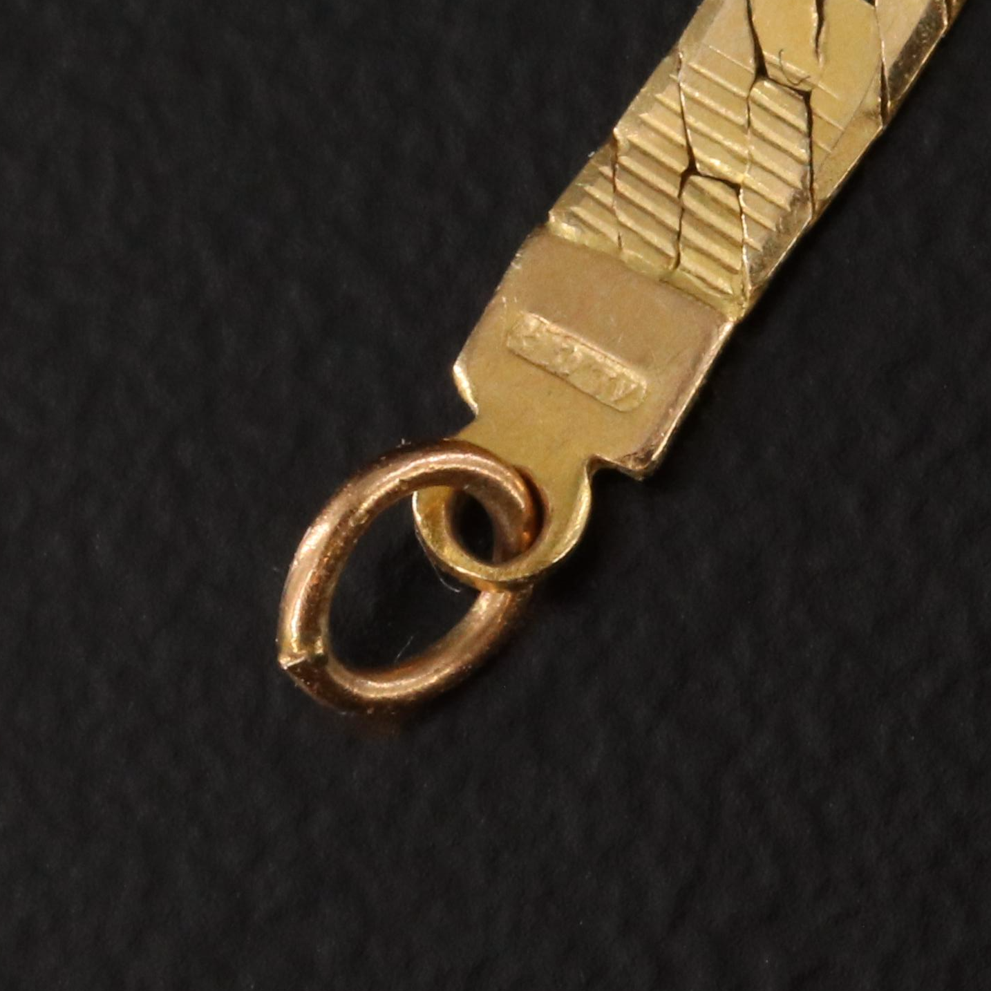 Italian 14K Patterned Herringbone Chain Bracelet