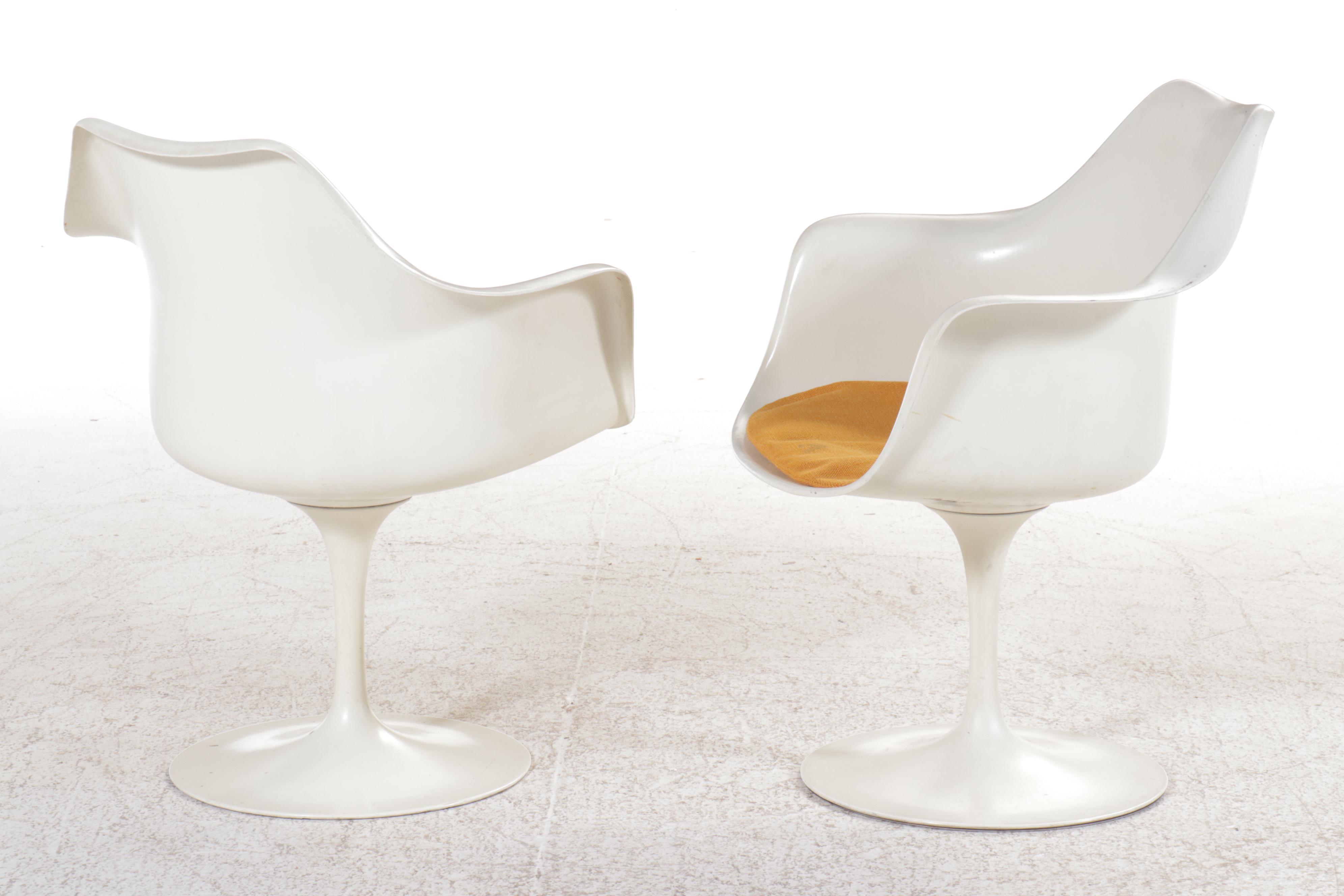 Three Eero Saarinen for Knoll Mid Century Modern Tulip Armchairs