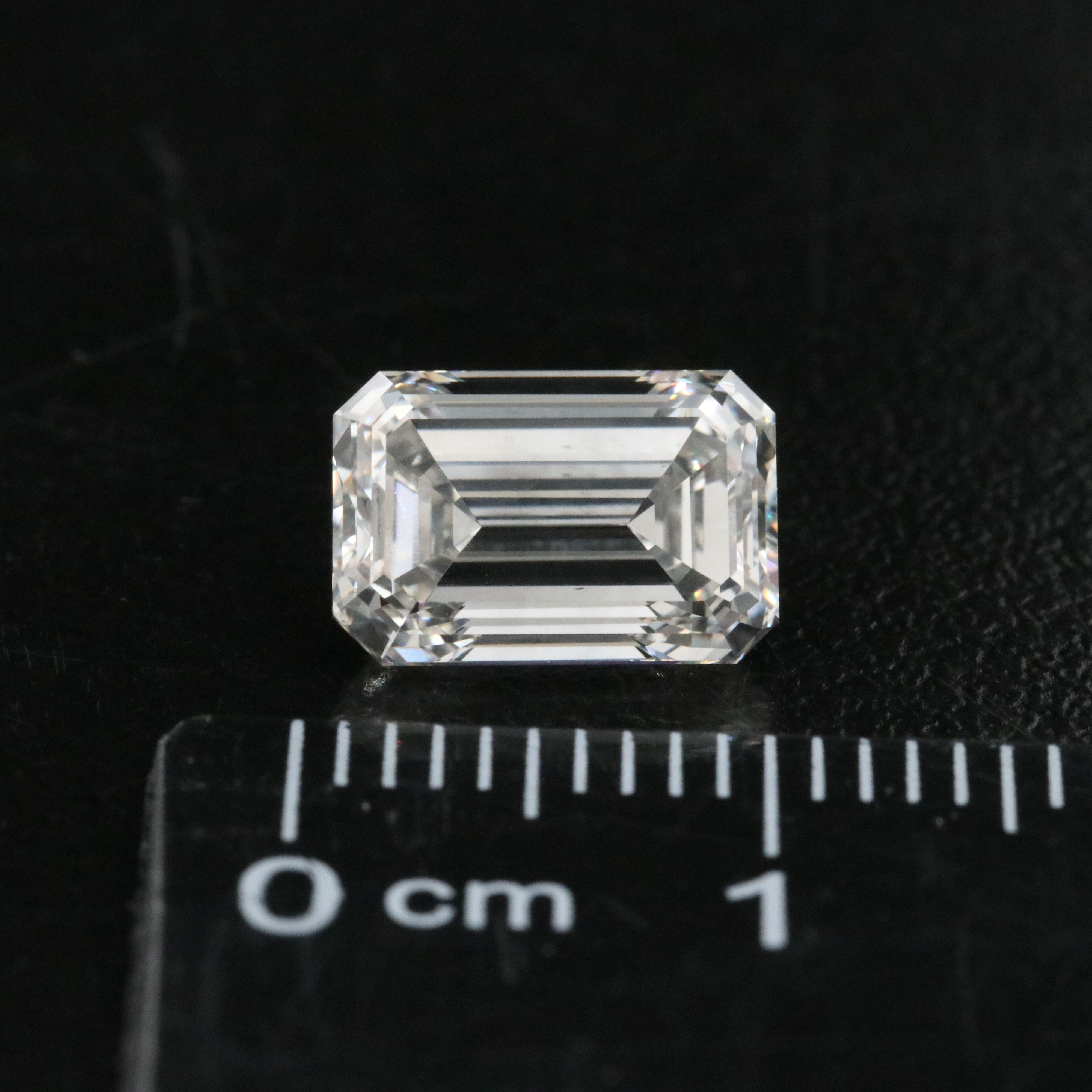 Loose 2.71 CT Lab Grown Diamond with IGI Report