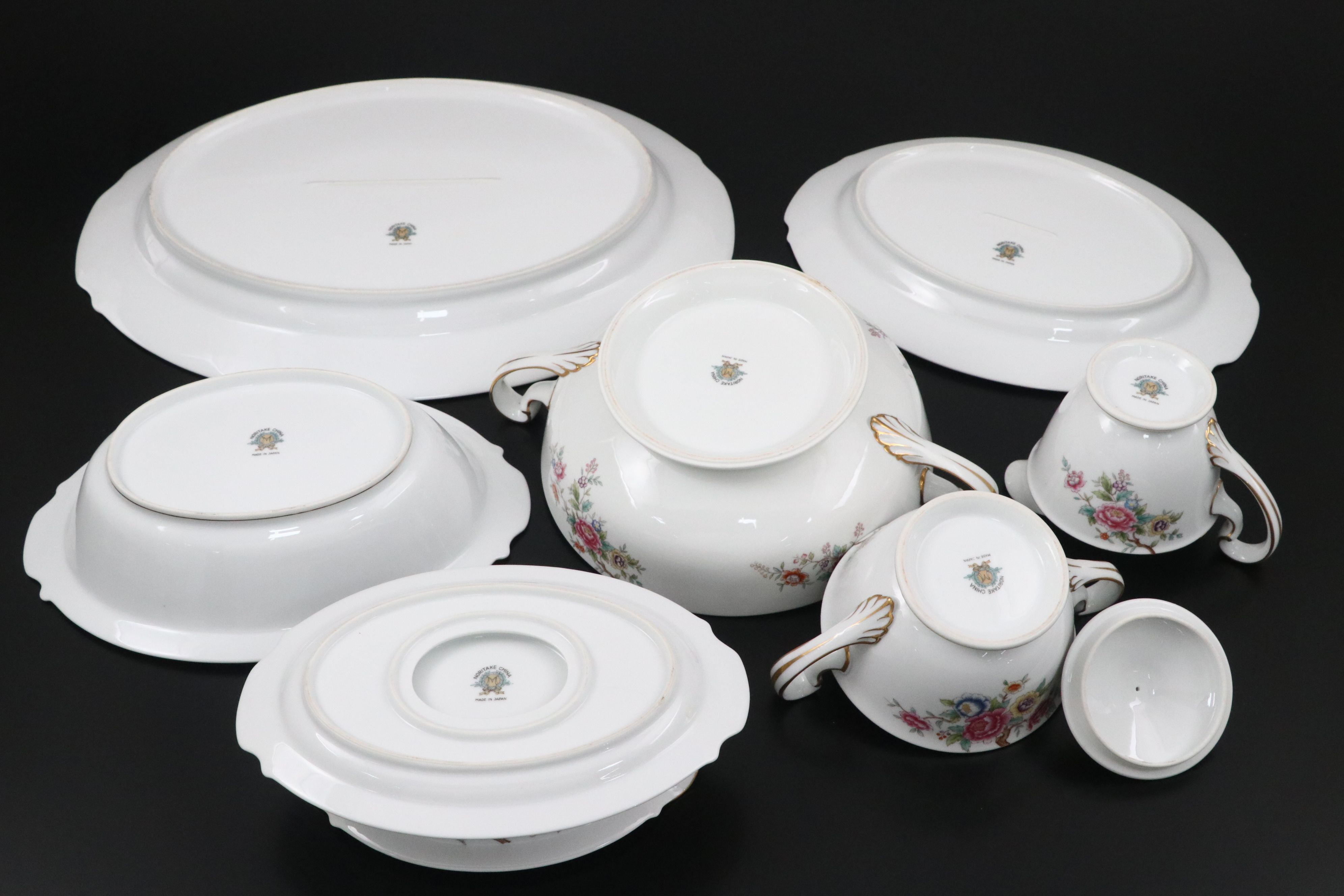 Noritake Floral and Gilt Porcelain Dinnerware Collection