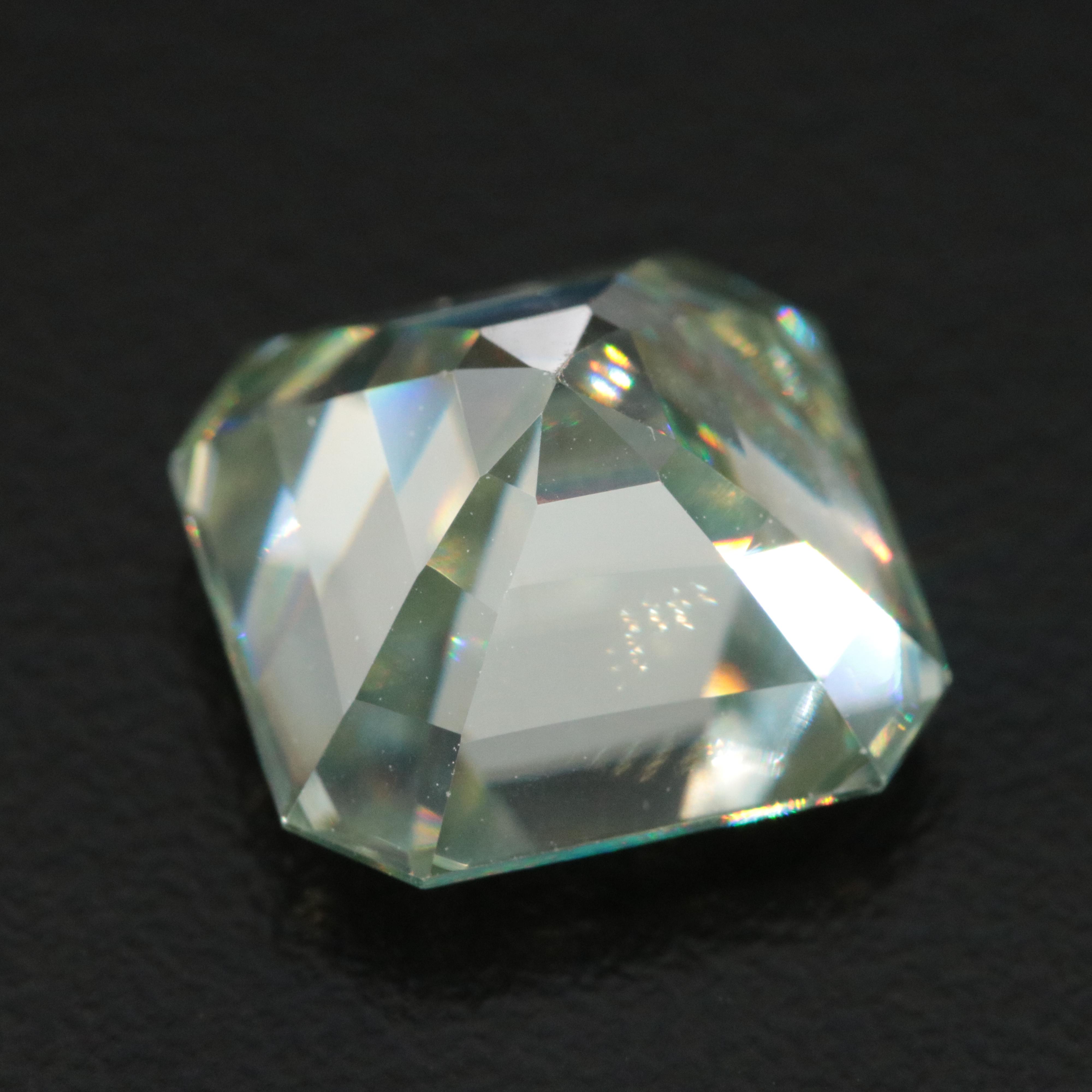Loose 7.49 CT Moissanite