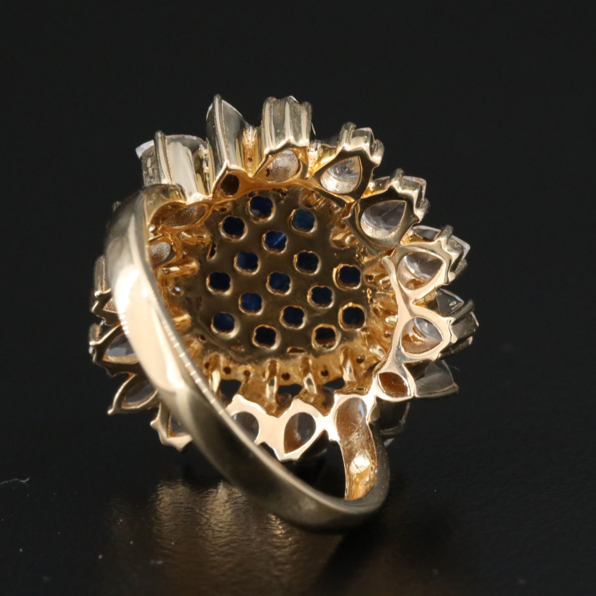 14K 9.41 CT Sapphire, Diamond, and White Sapphire Ring with IGI Jewelry Report