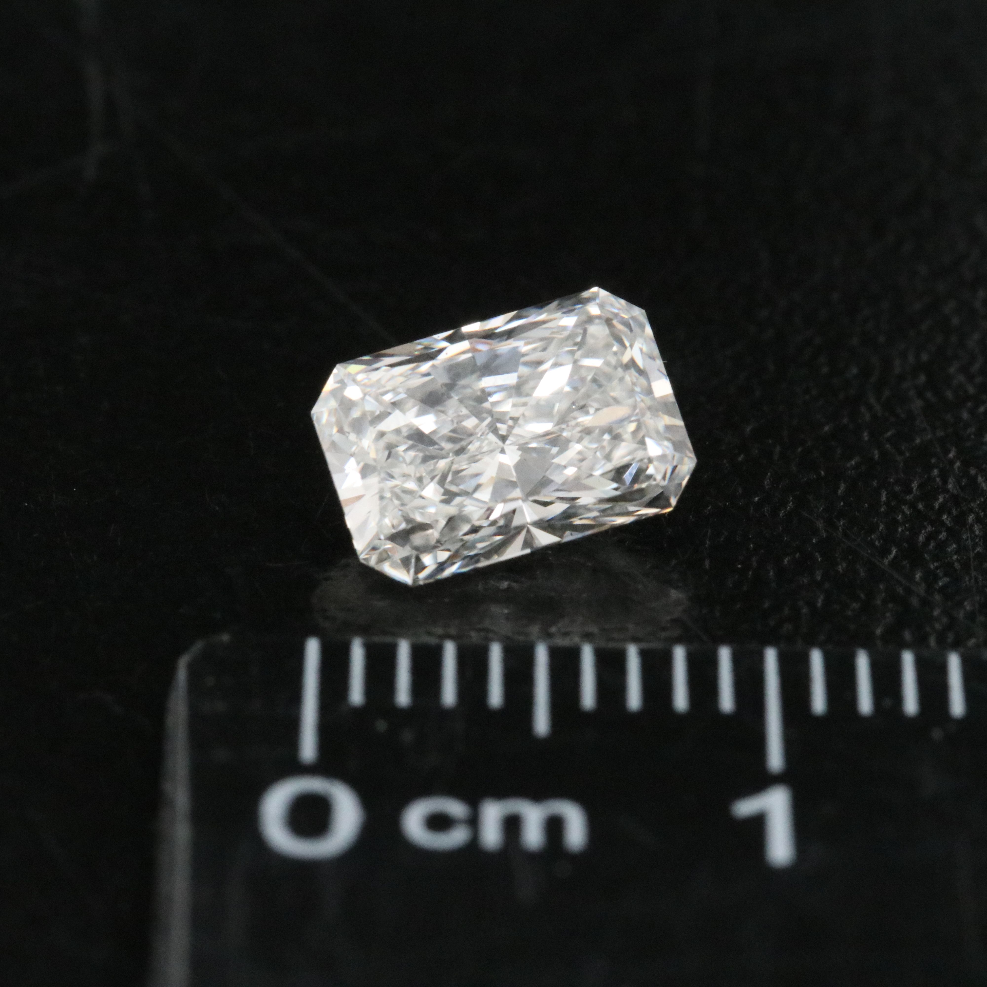 Loose 1.33 CT Lab Grown Diamond with IGI Report