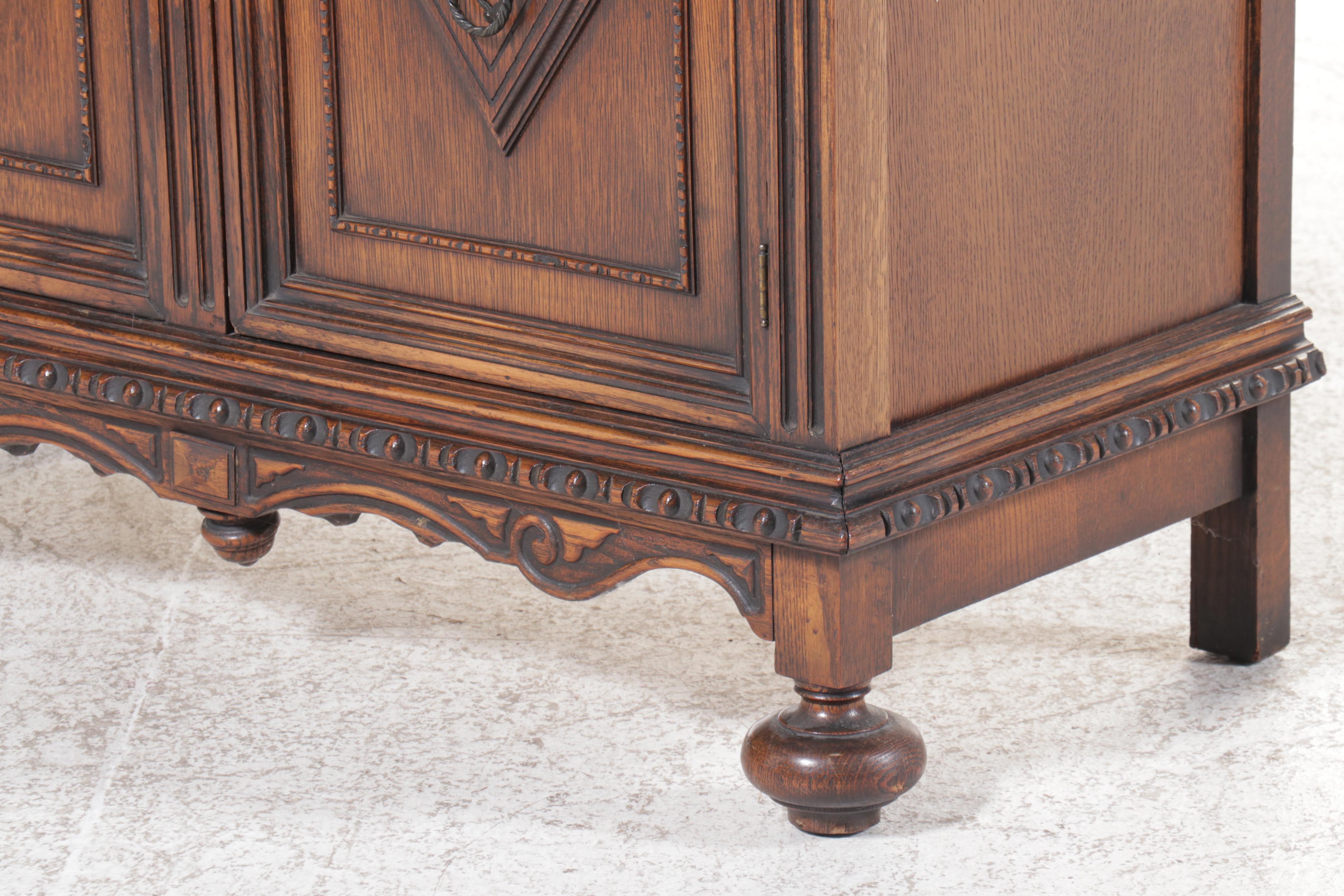Jacobean Revival Oak China Cabinet, Early to Mid-20th Century