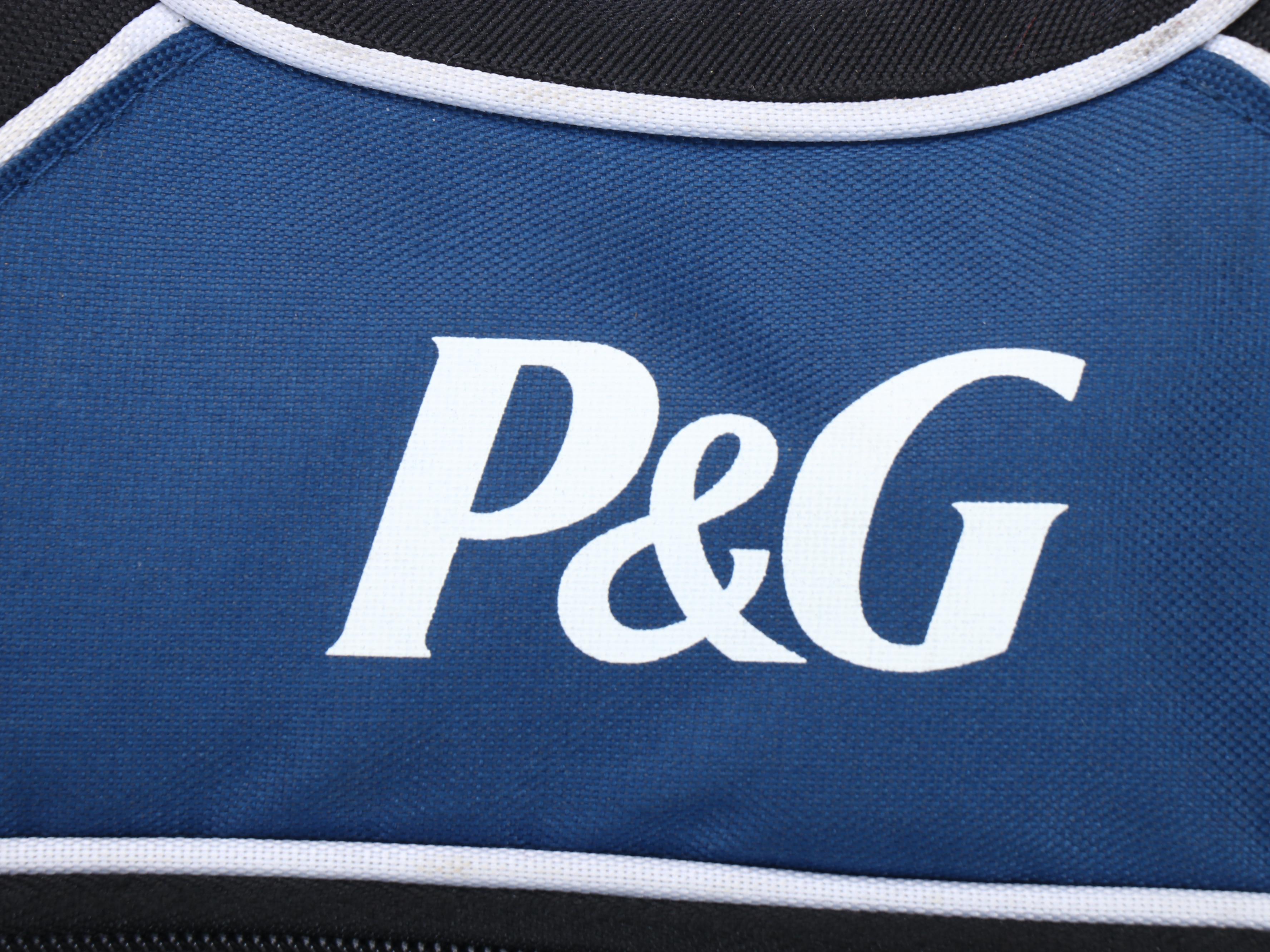 Proctor & Gamble Coolers, Throw Blanket, Duffel Bag and More