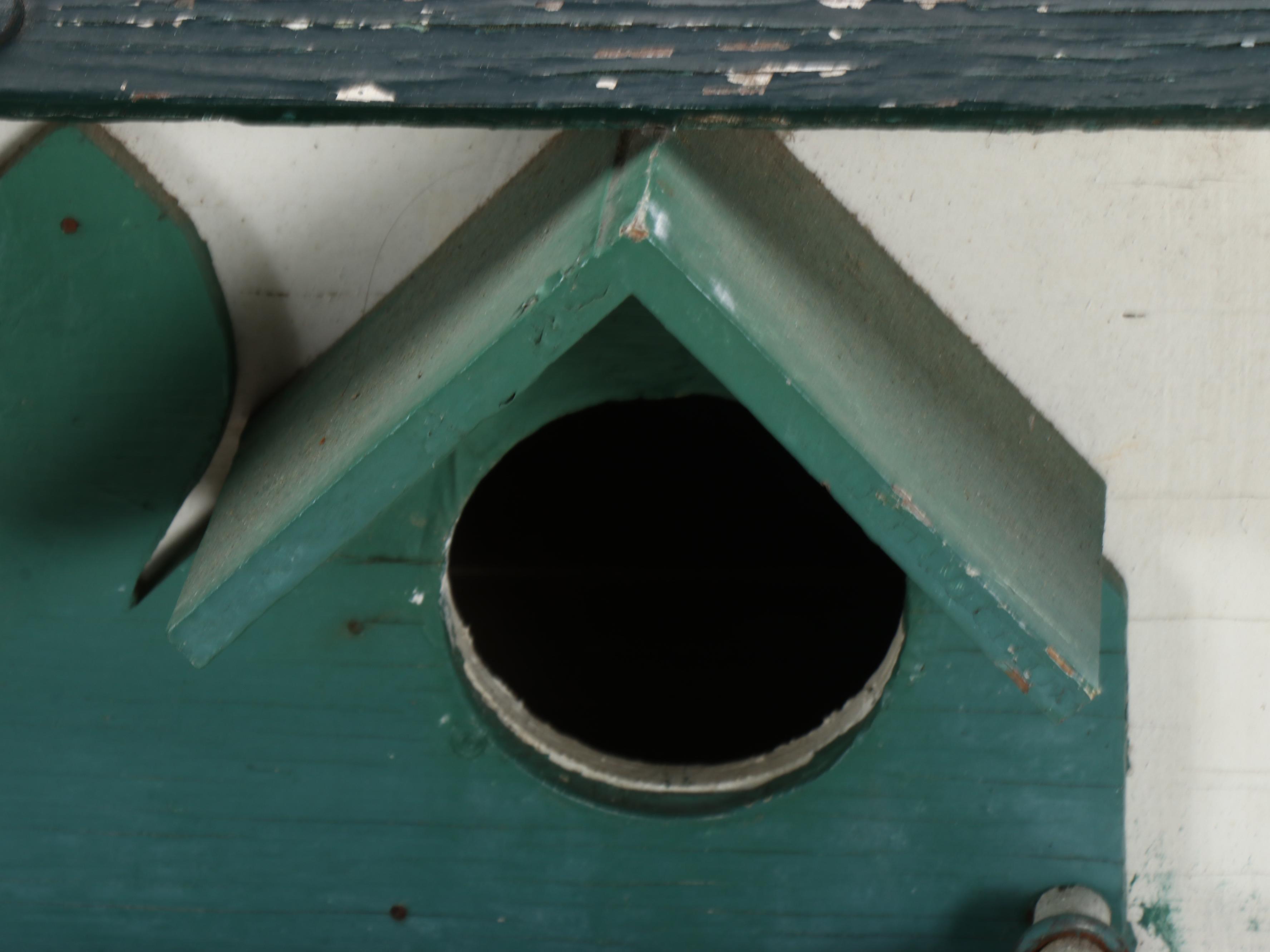 Benchmade New England Style Purple Martin 18-Family Bird House