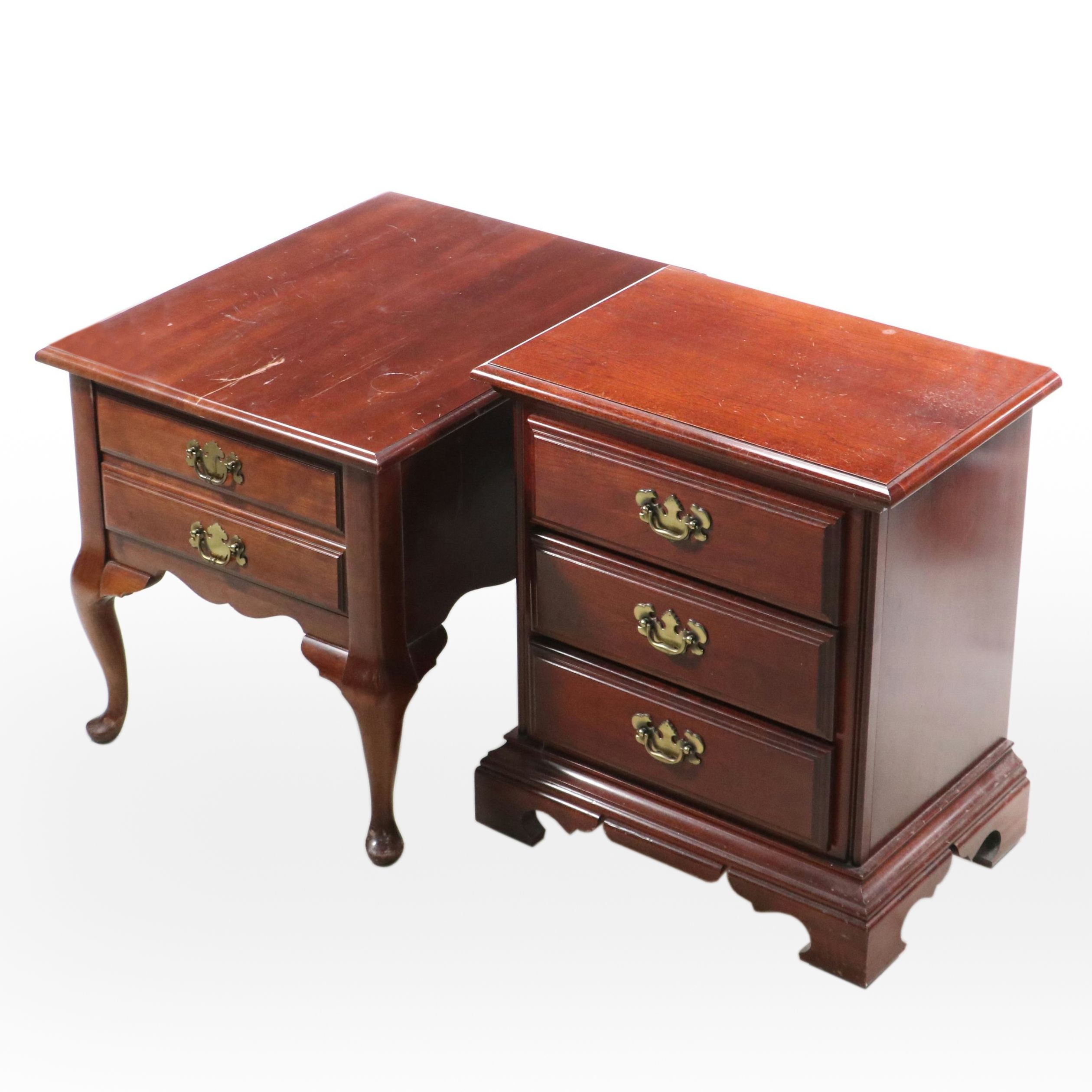 Bassett Queen Anne Style Mahogany End Table