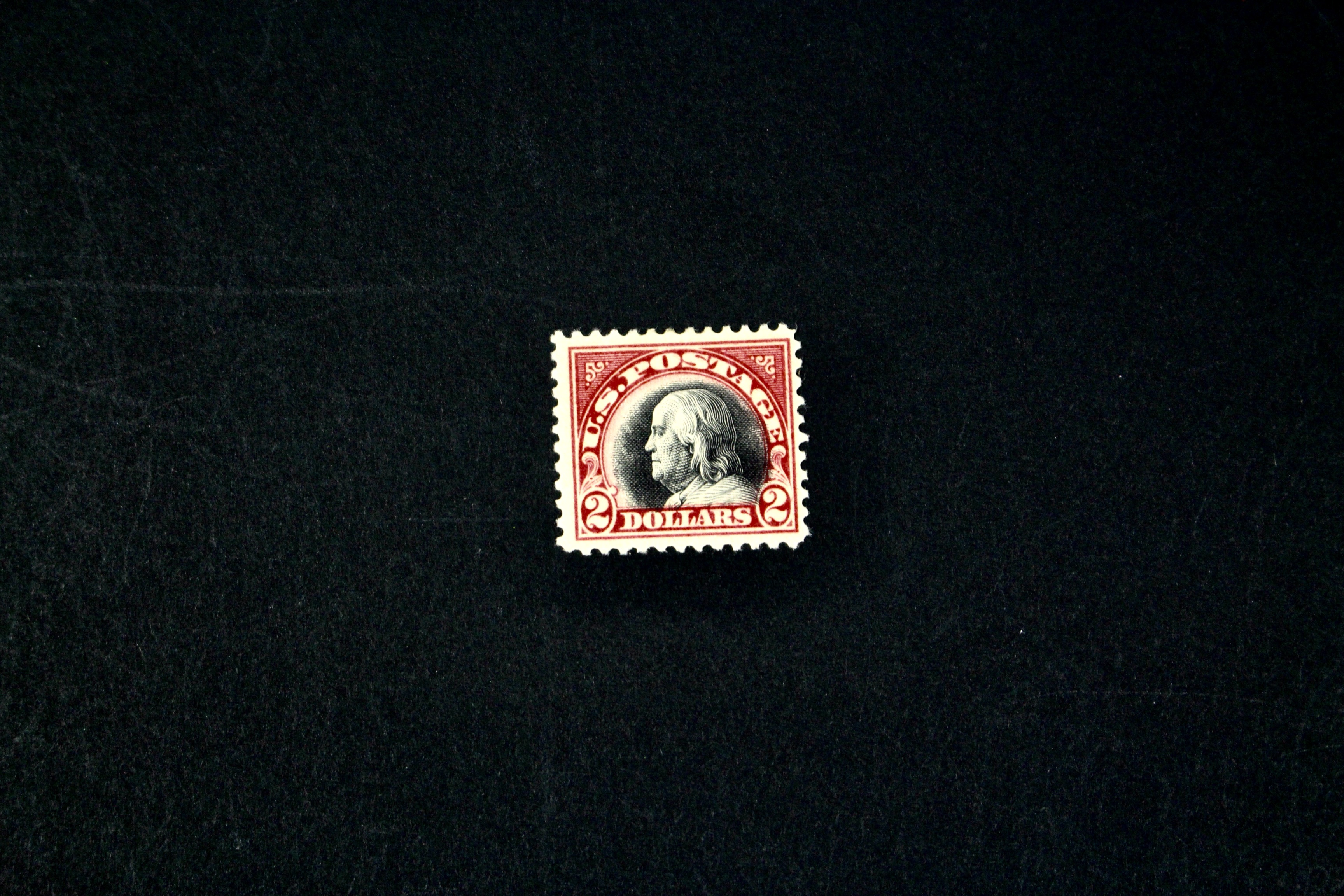 $2 Franklin Carmine & Black Mint Hinged Postage Stamp, Scott 547