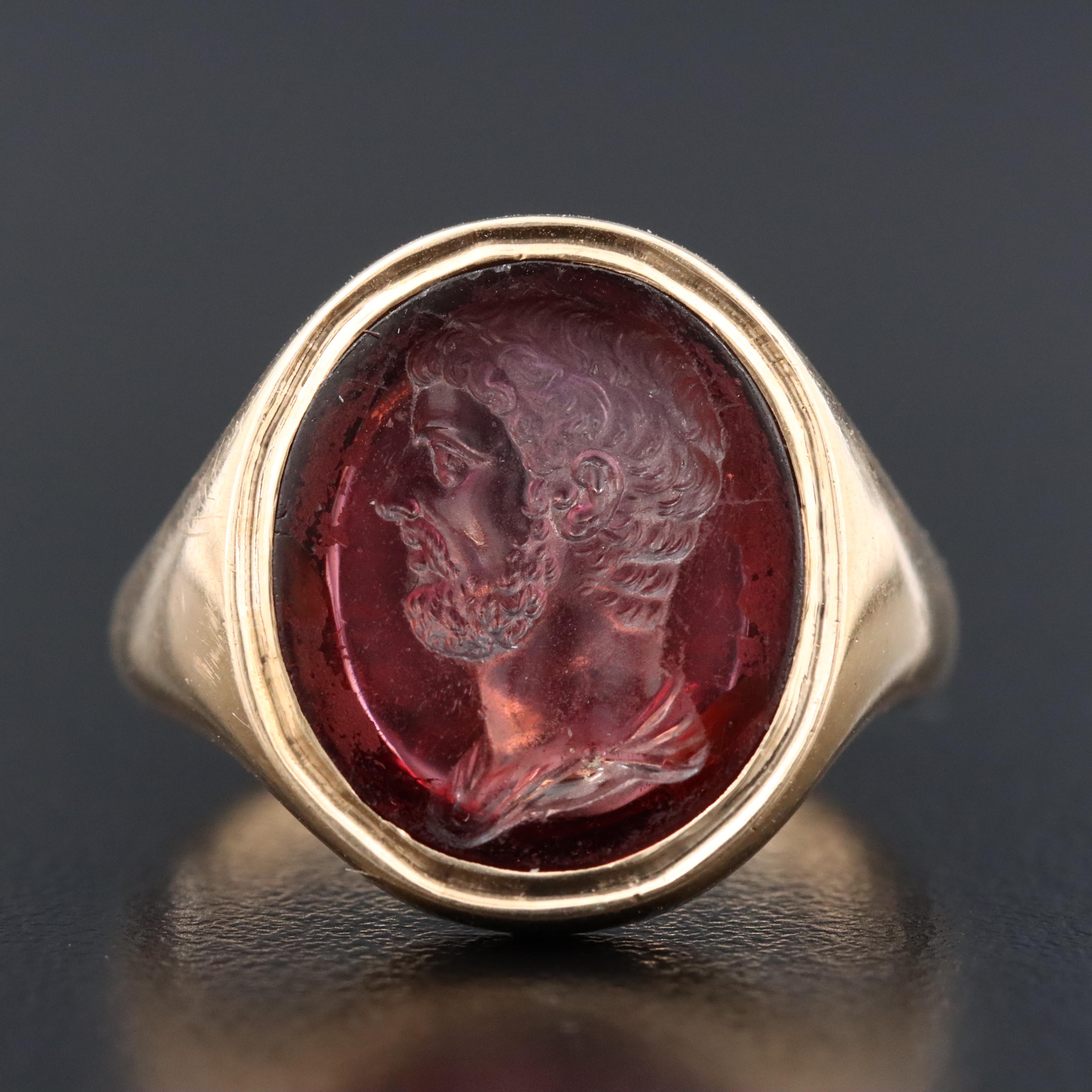Antique 14K Garnet Intaglio Ring