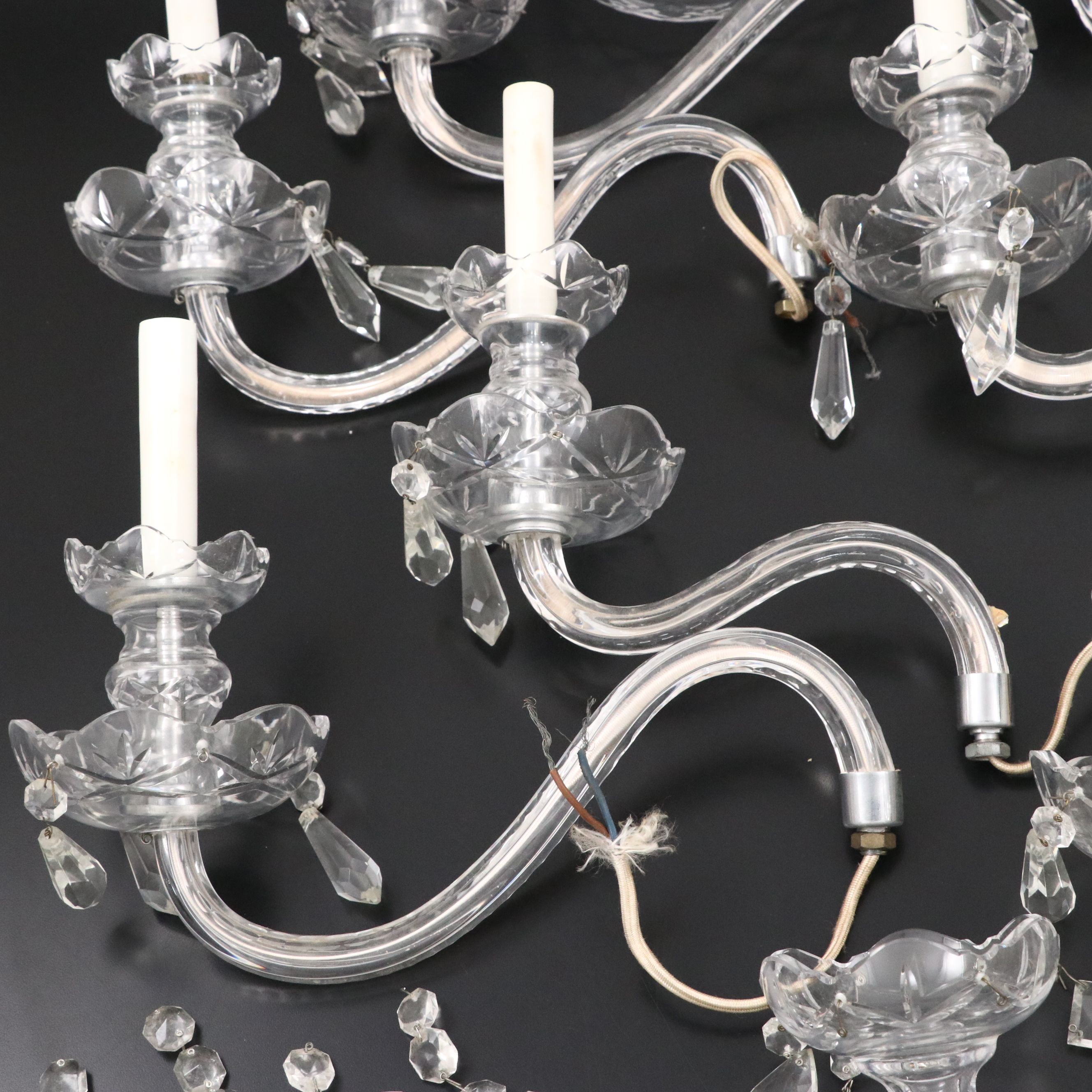 Disassembled Ten-Light Glass Chandelier