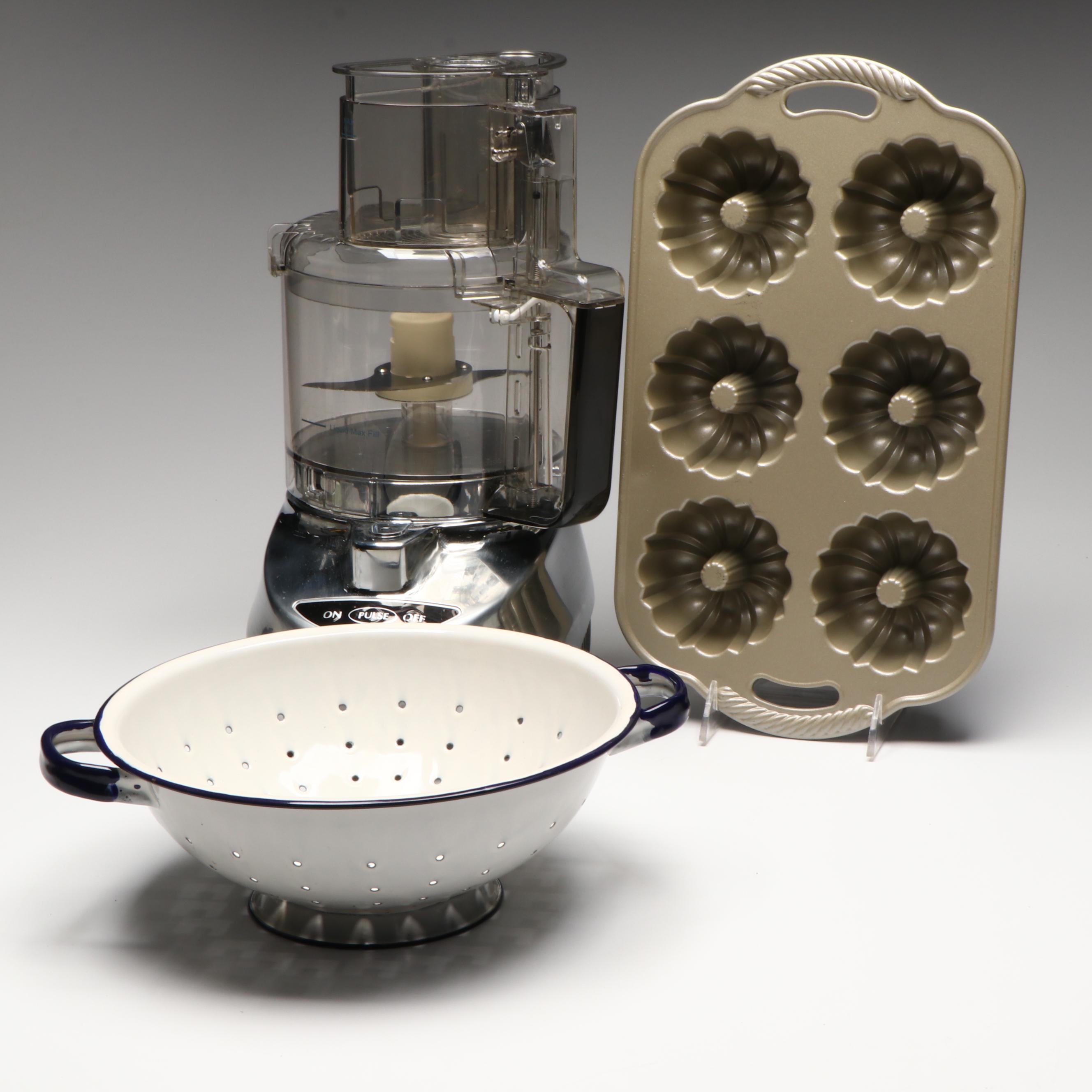 Cuisinart Food Processor with Pyrex Measuring Cup and Other Kitchen Gadgets