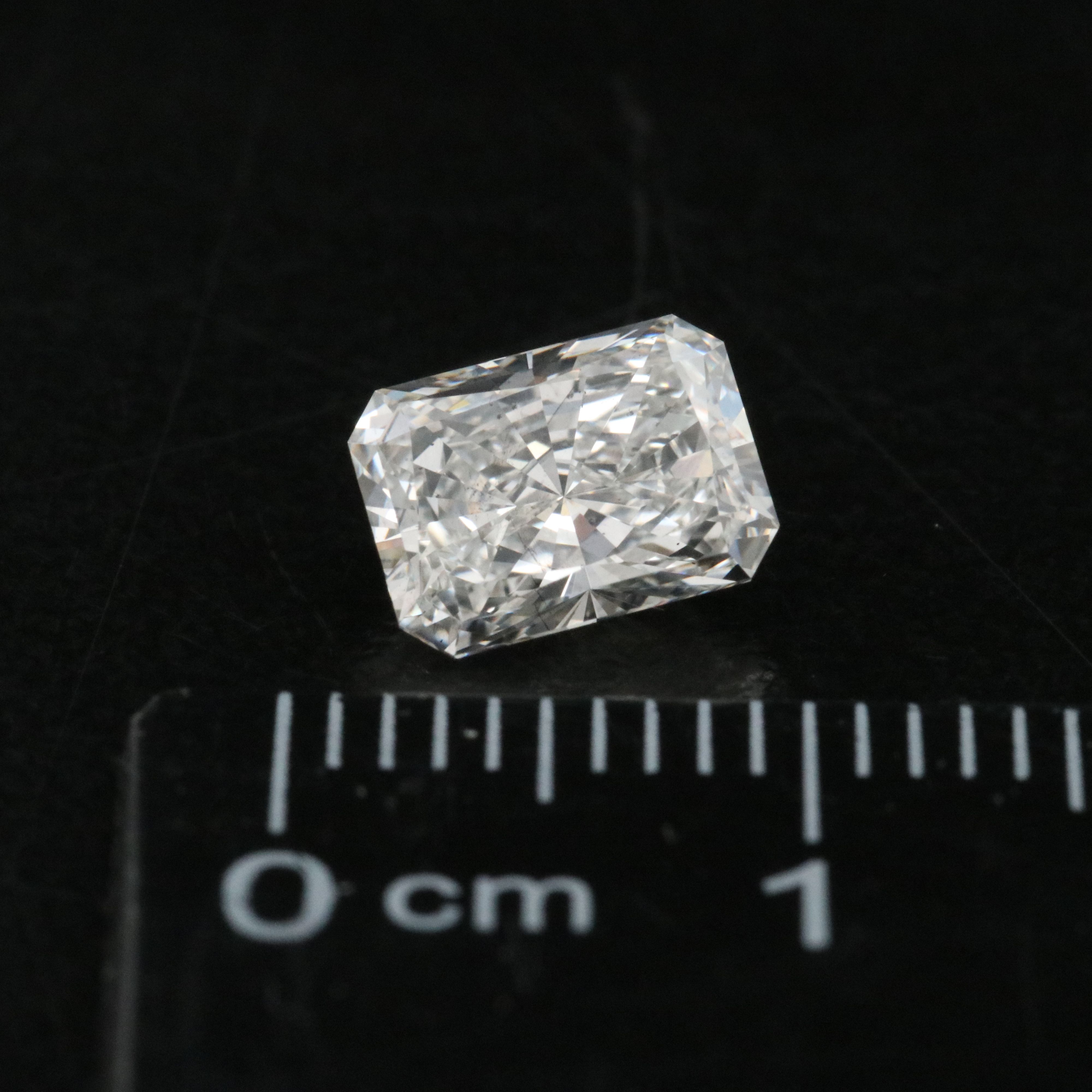 Loose 1.36 CT Lab Grown Diamond with IGI Report