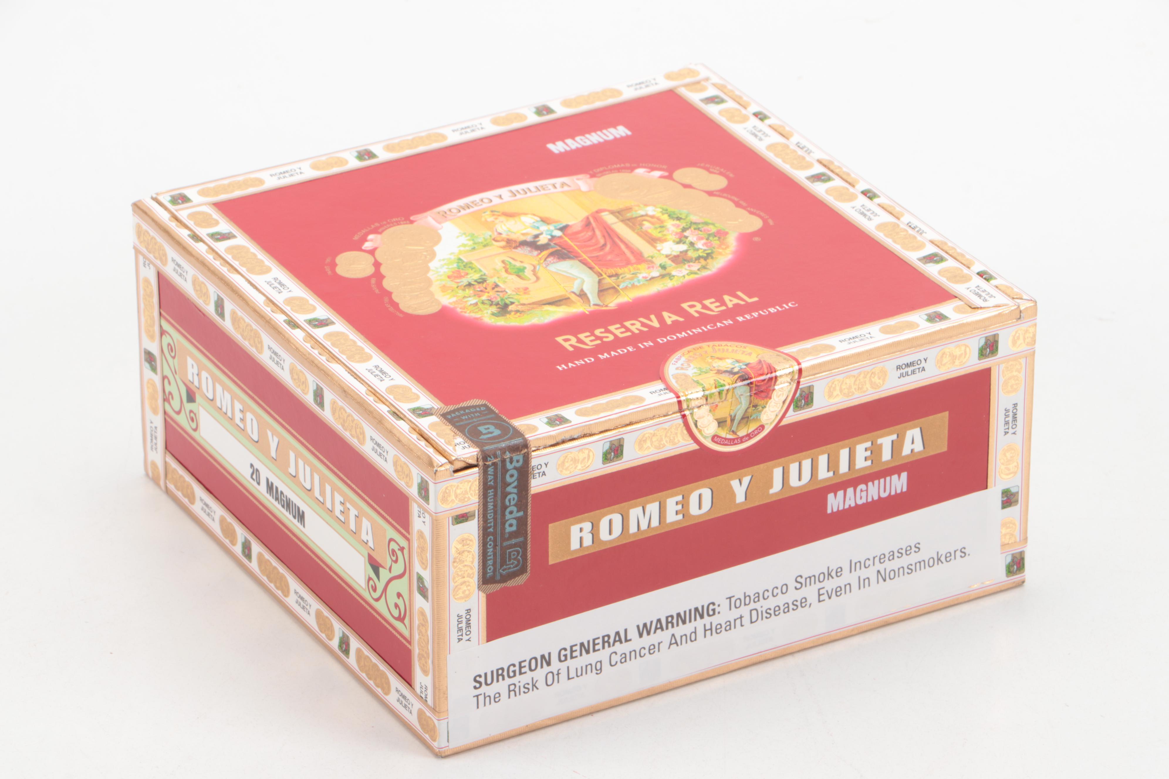 Thompson & Co. Travel Humidor with Romeo y Julieta and Muriel Cigar Boxes