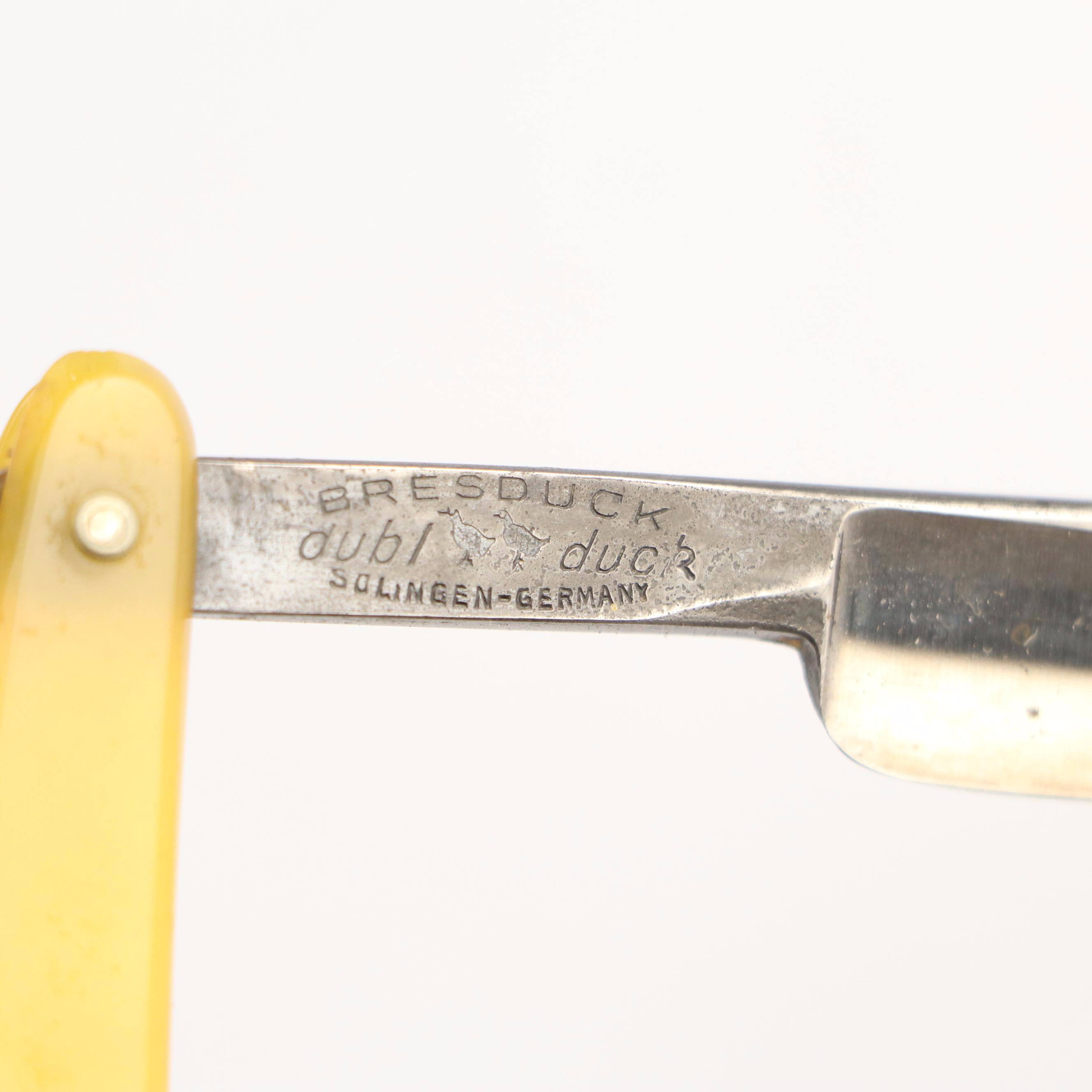 Men's Vintage Razors, Shaving Brushes, Pipes and Other Vanity Items