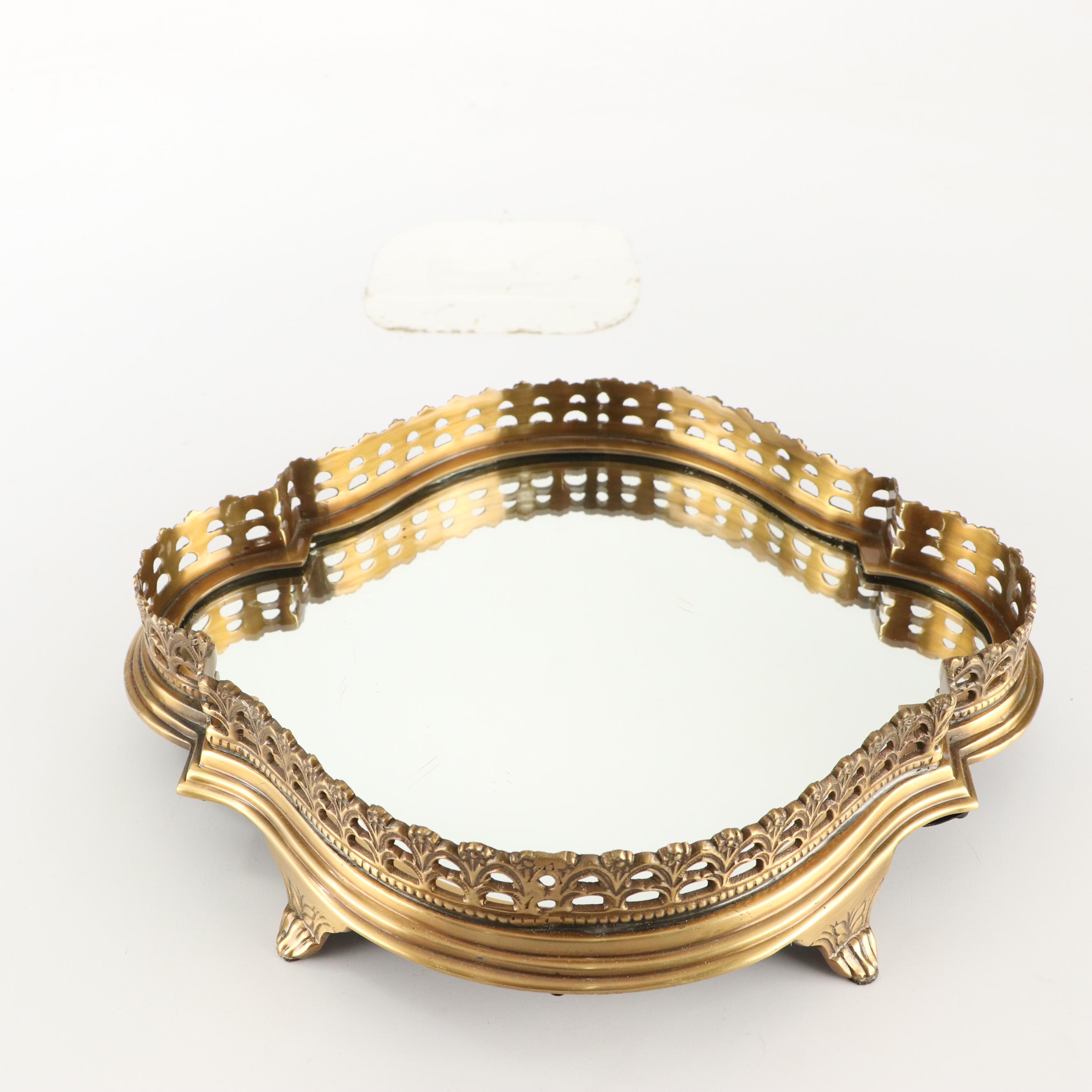 Men's Vintage Razors, Shaving Brushes, Pipes and Other Vanity Items