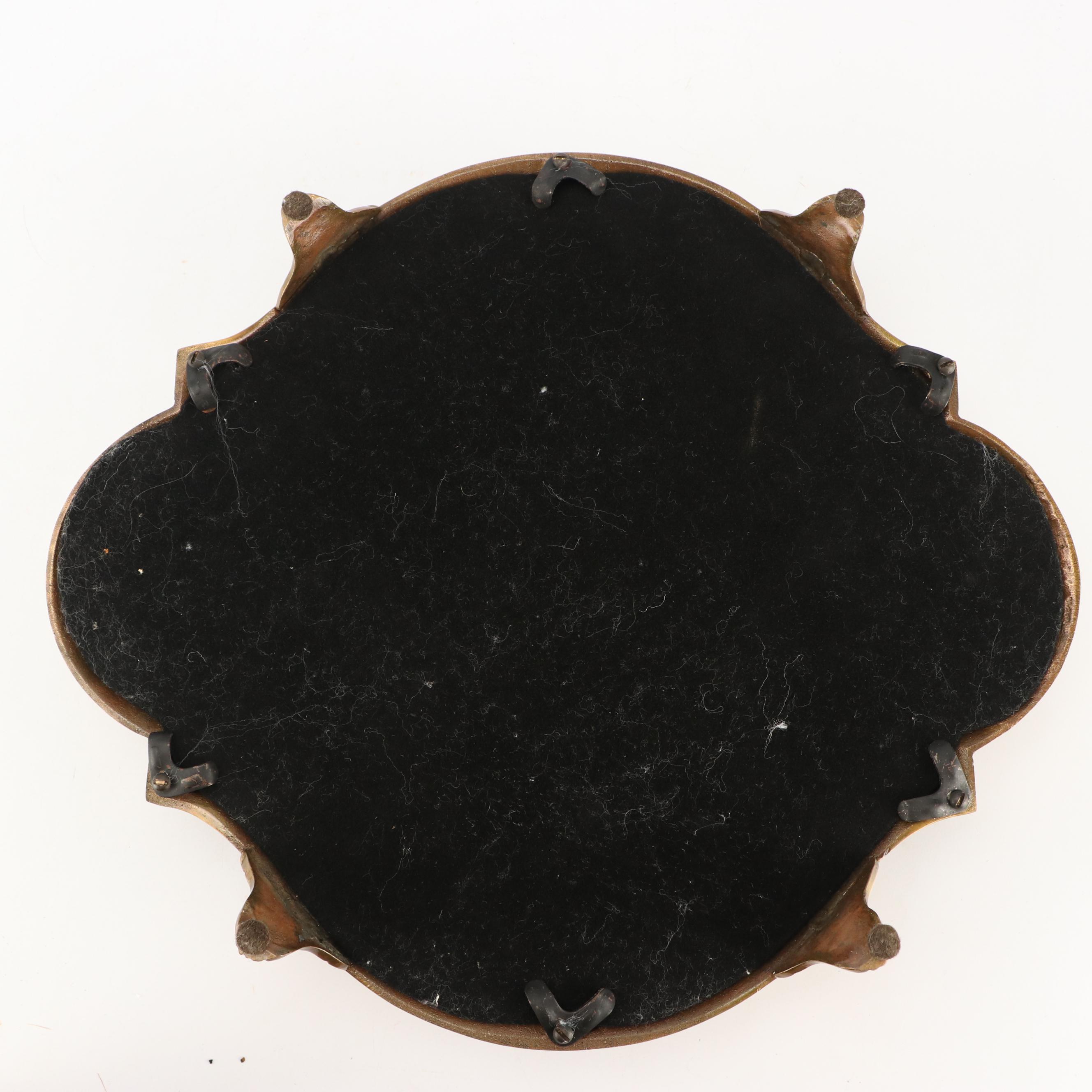 Men's Vintage Razors, Shaving Brushes, Pipes and Other Vanity Items