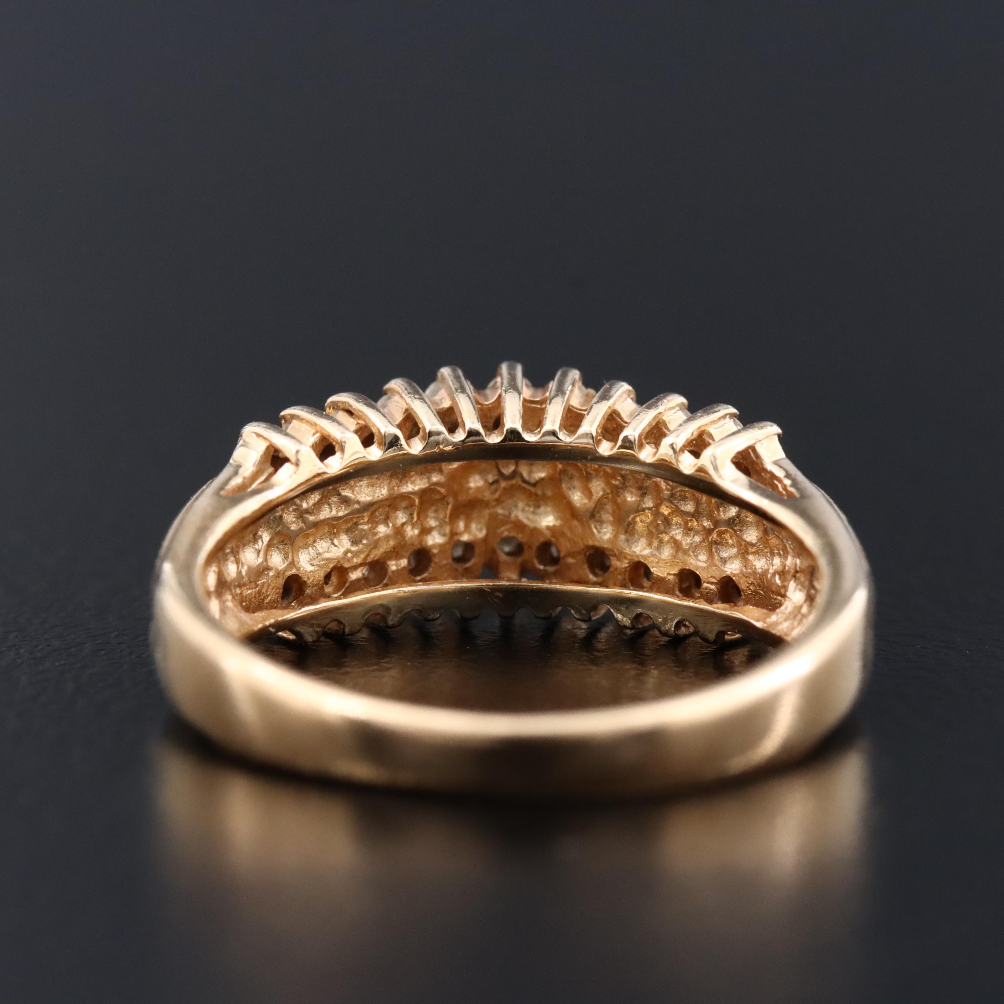 14K 0.28 CTW Diamond Pyramid Ring