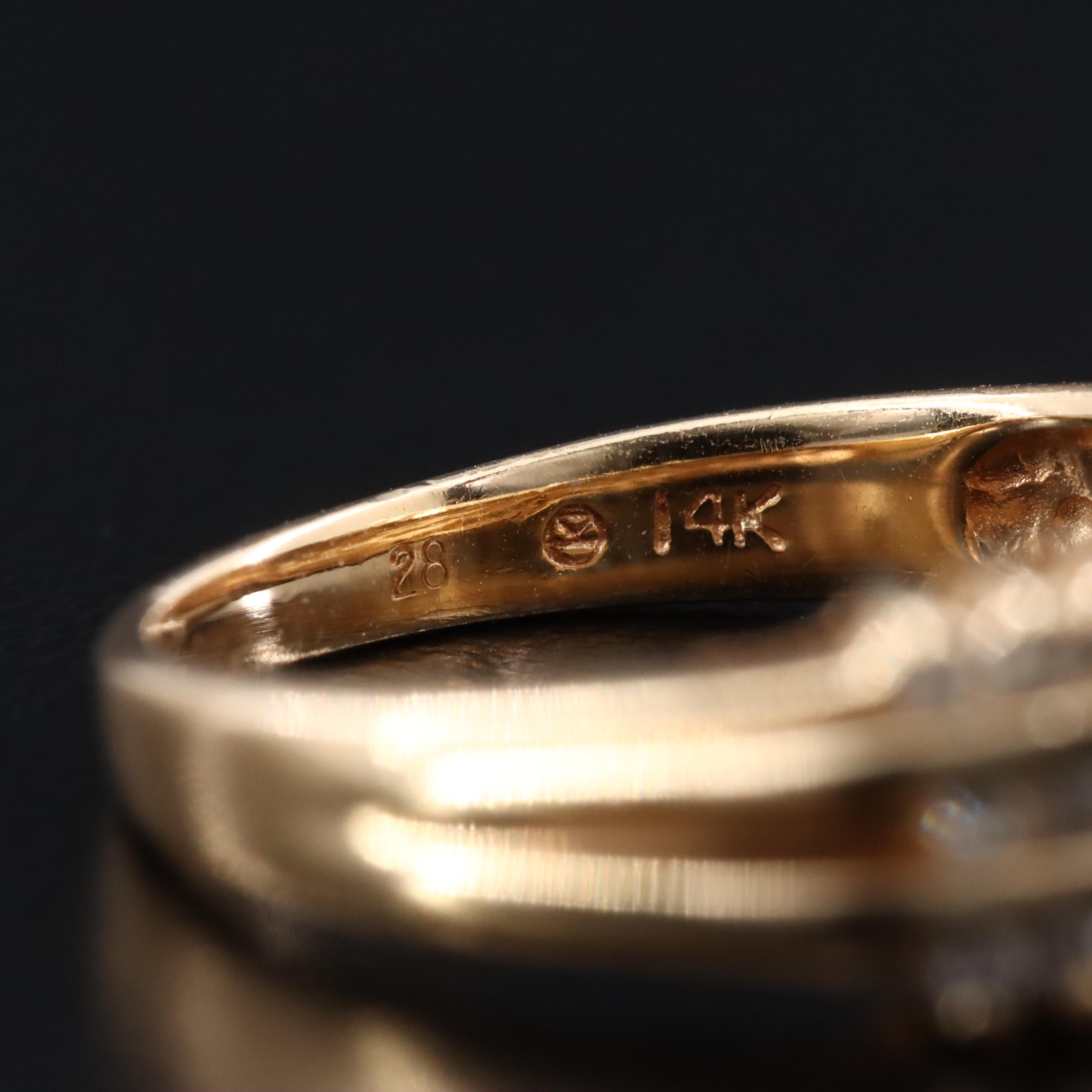 14K 0.28 CTW Diamond Pyramid Ring