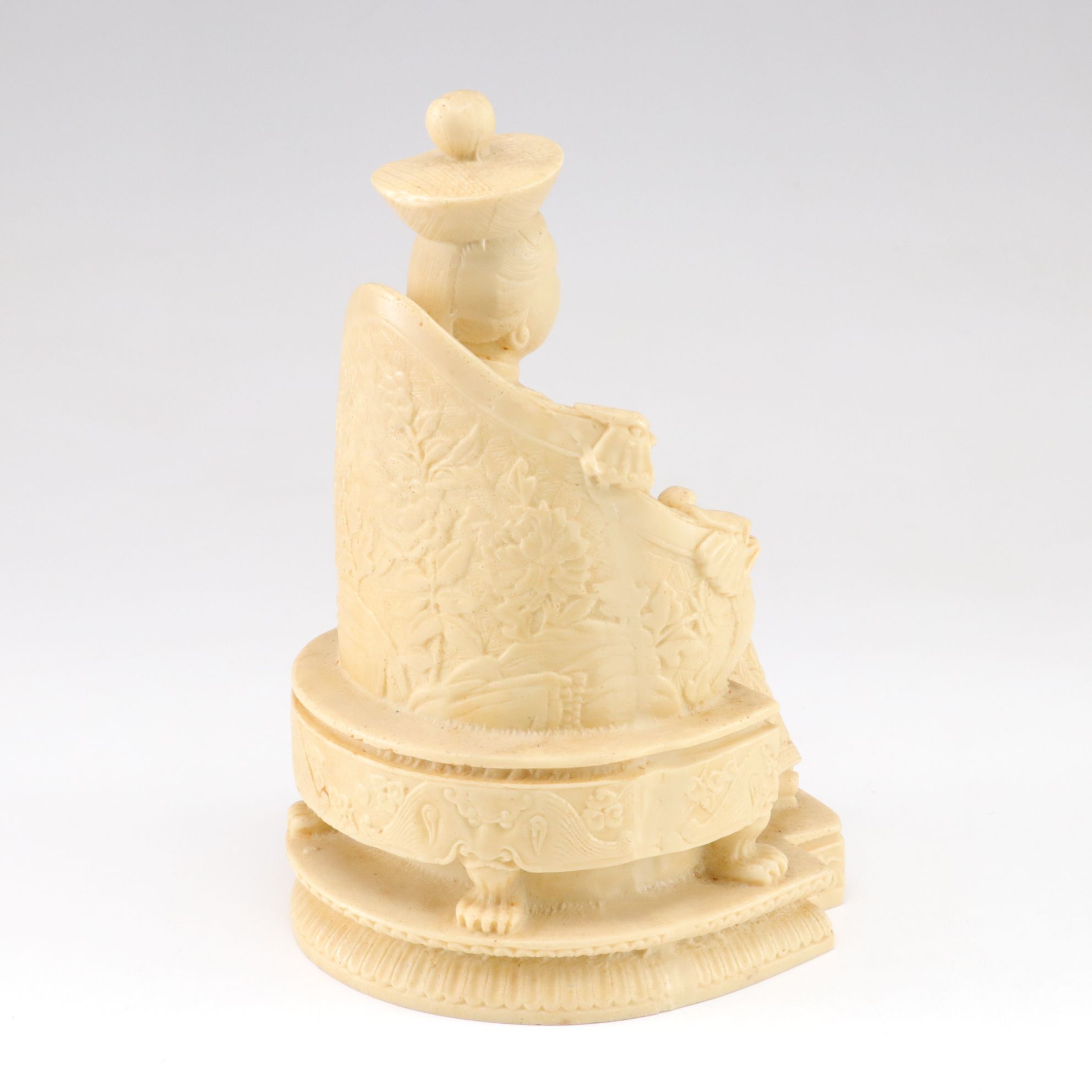 Chinese Emperor and Empress Figurines