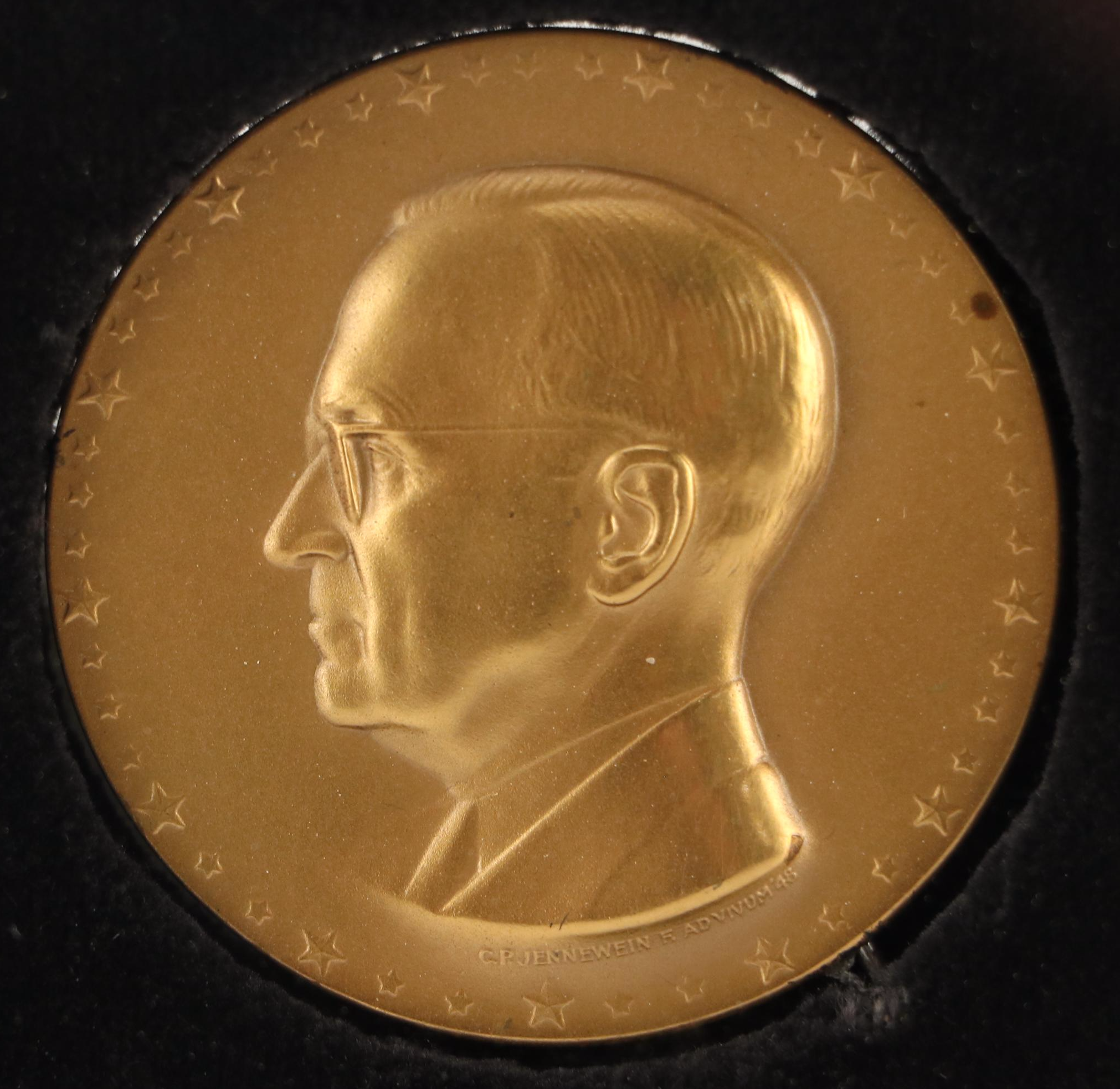 Harry S. Truman Signed Card with Print and Medal, Mid-20th Century