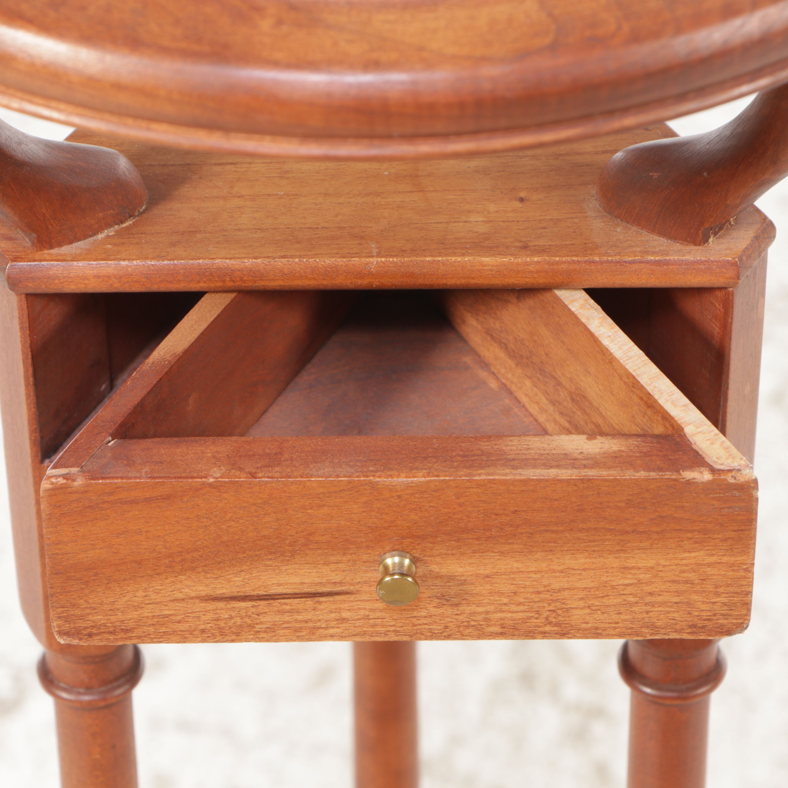The Bartley Collection George II Style Wash Stand