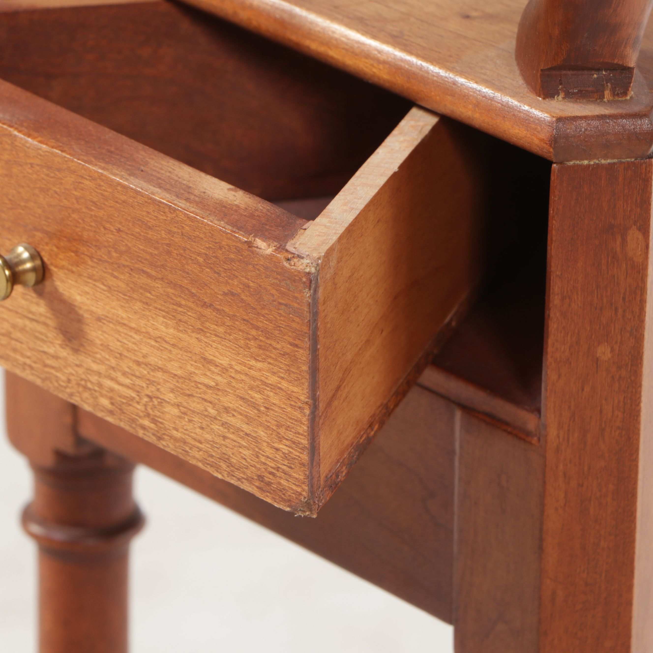 The Bartley Collection George II Style Wash Stand