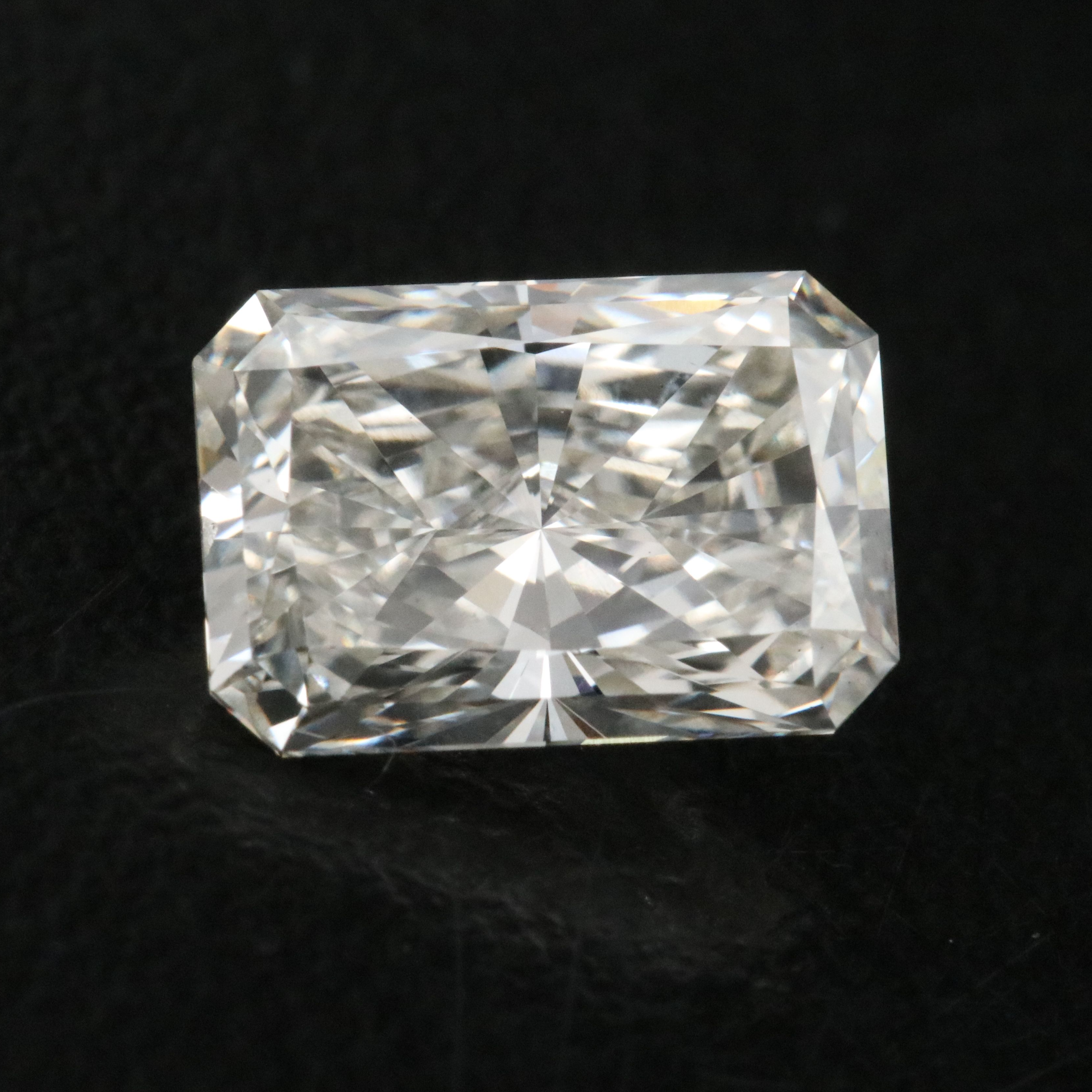 Loose 1.91 CT Lab Grown Diamond with IGI Report