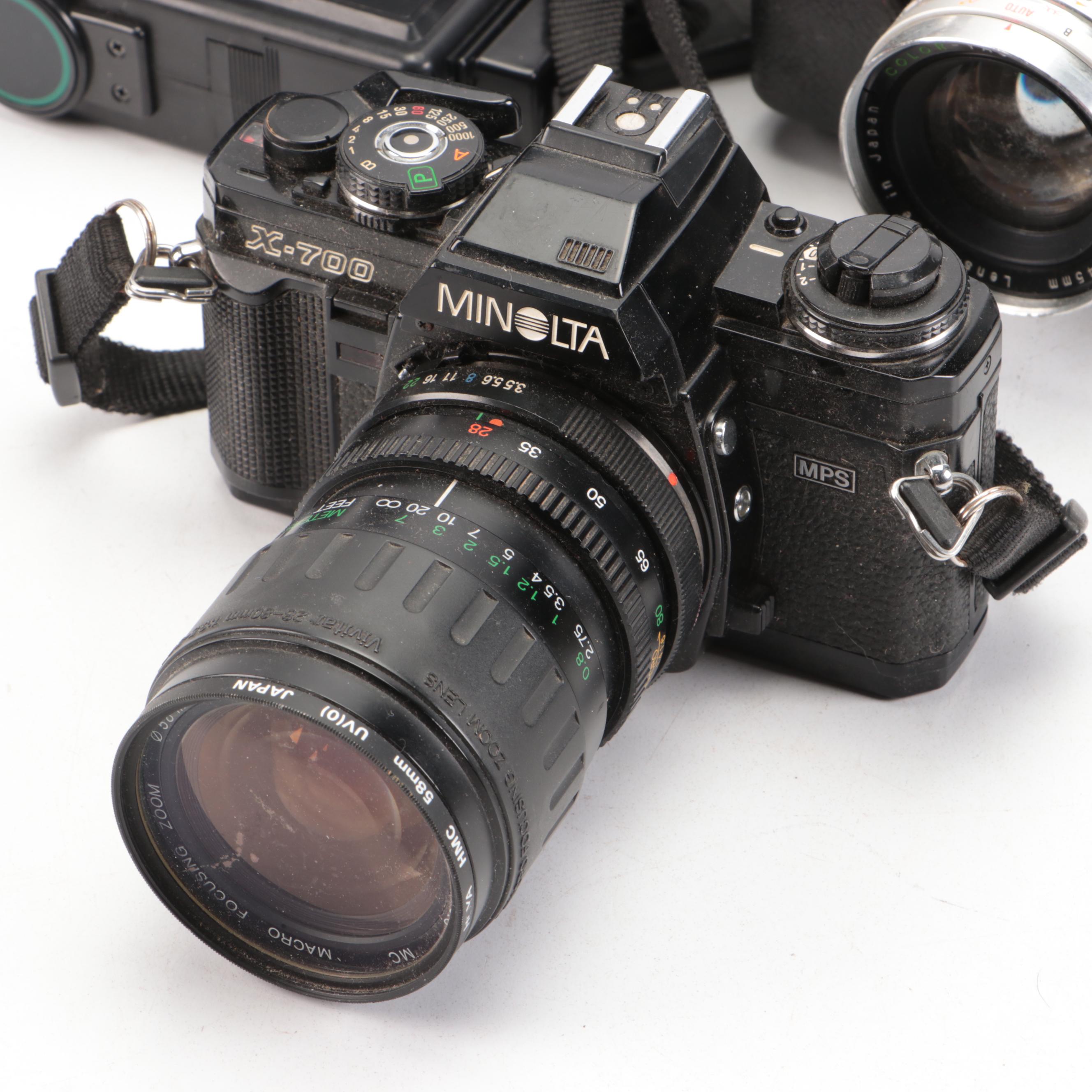 Nikon DX and Coolpix DSLR Cameras with Other DSLR Cameras and Accessories