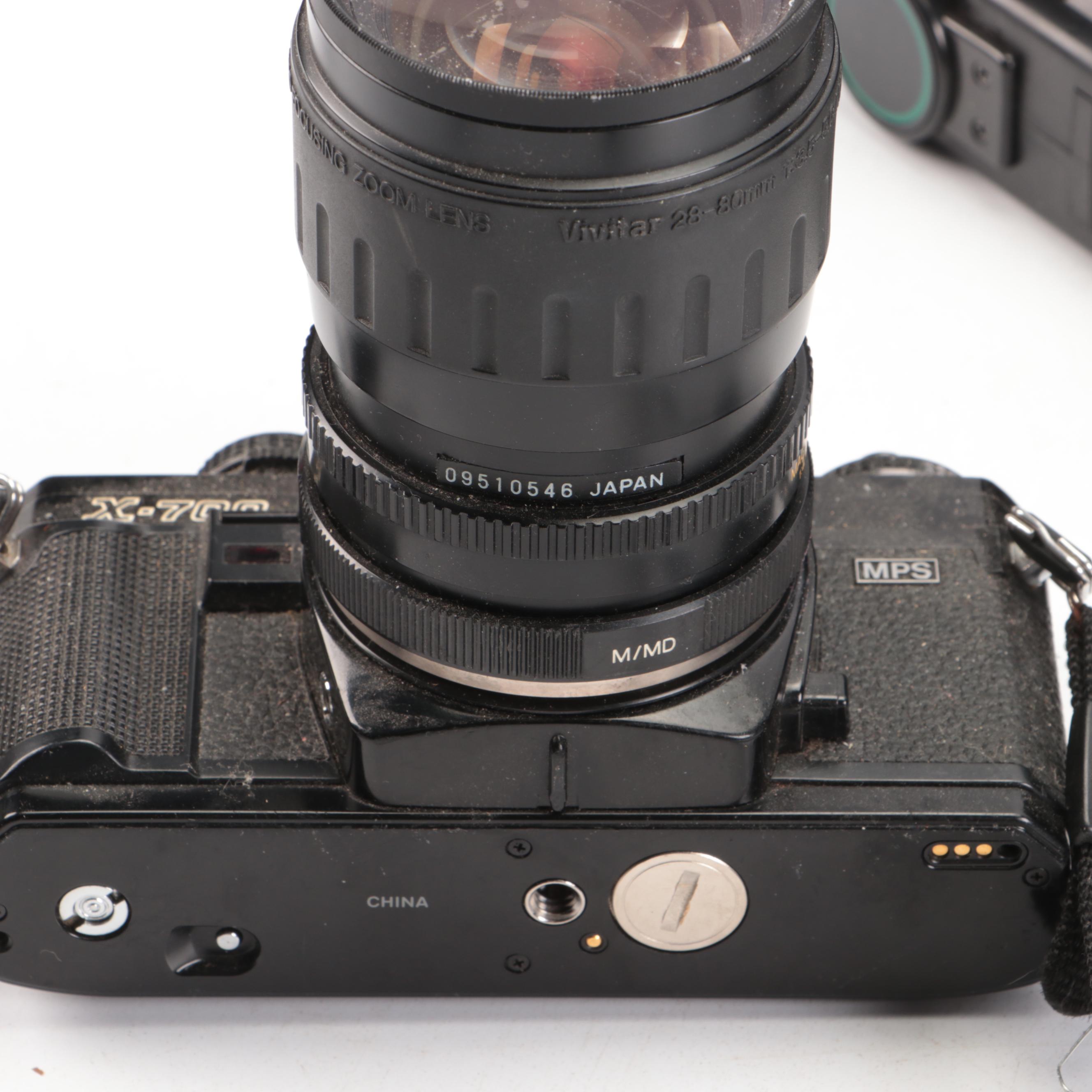 Nikon DX and Coolpix DSLR Cameras with Other DSLR Cameras and Accessories