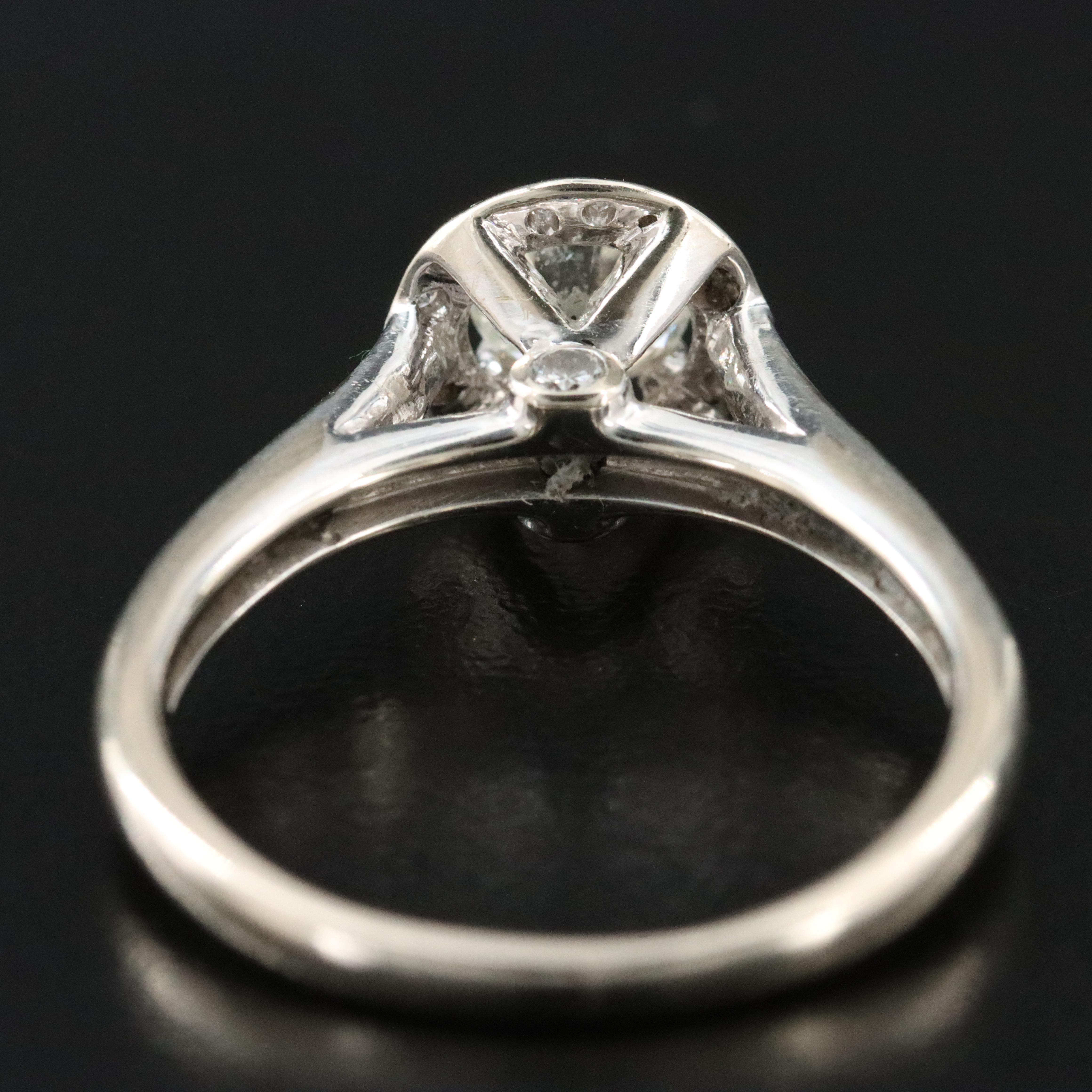 18K 1.00 CTW Diamond Ring