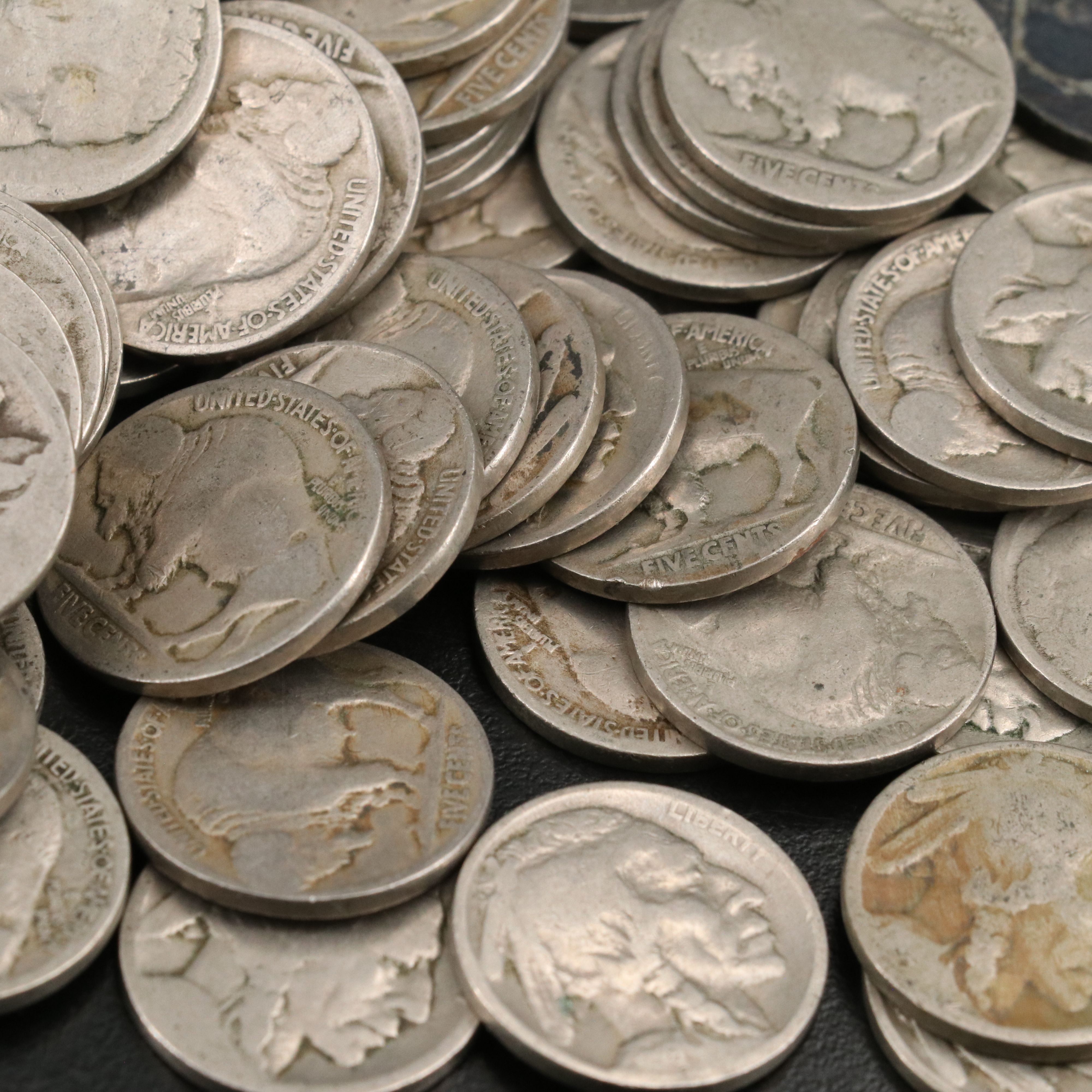 Collection of 800 Wheat Cents and Buffalo Nickels