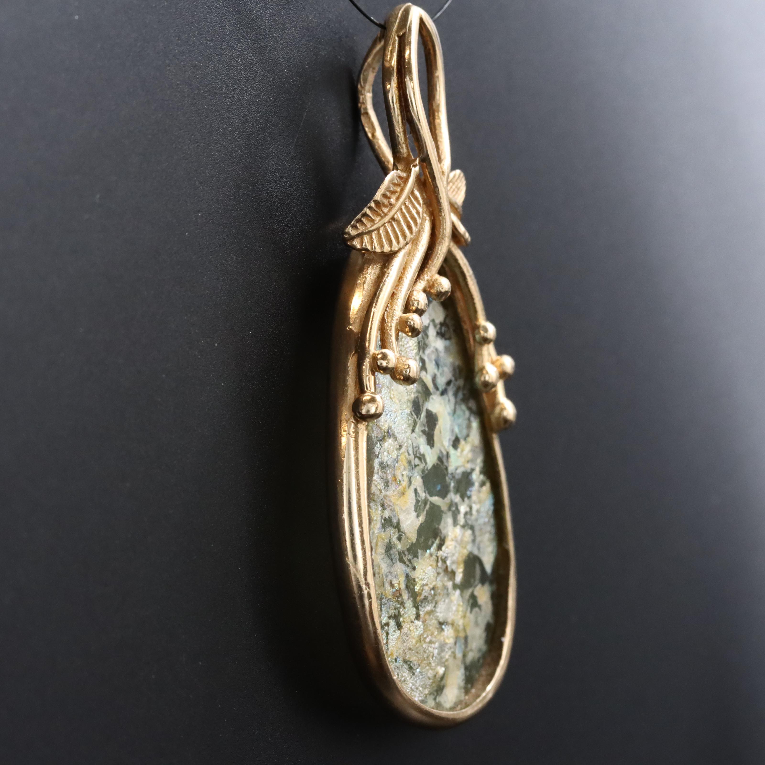 14K Roman Glass Pendant
