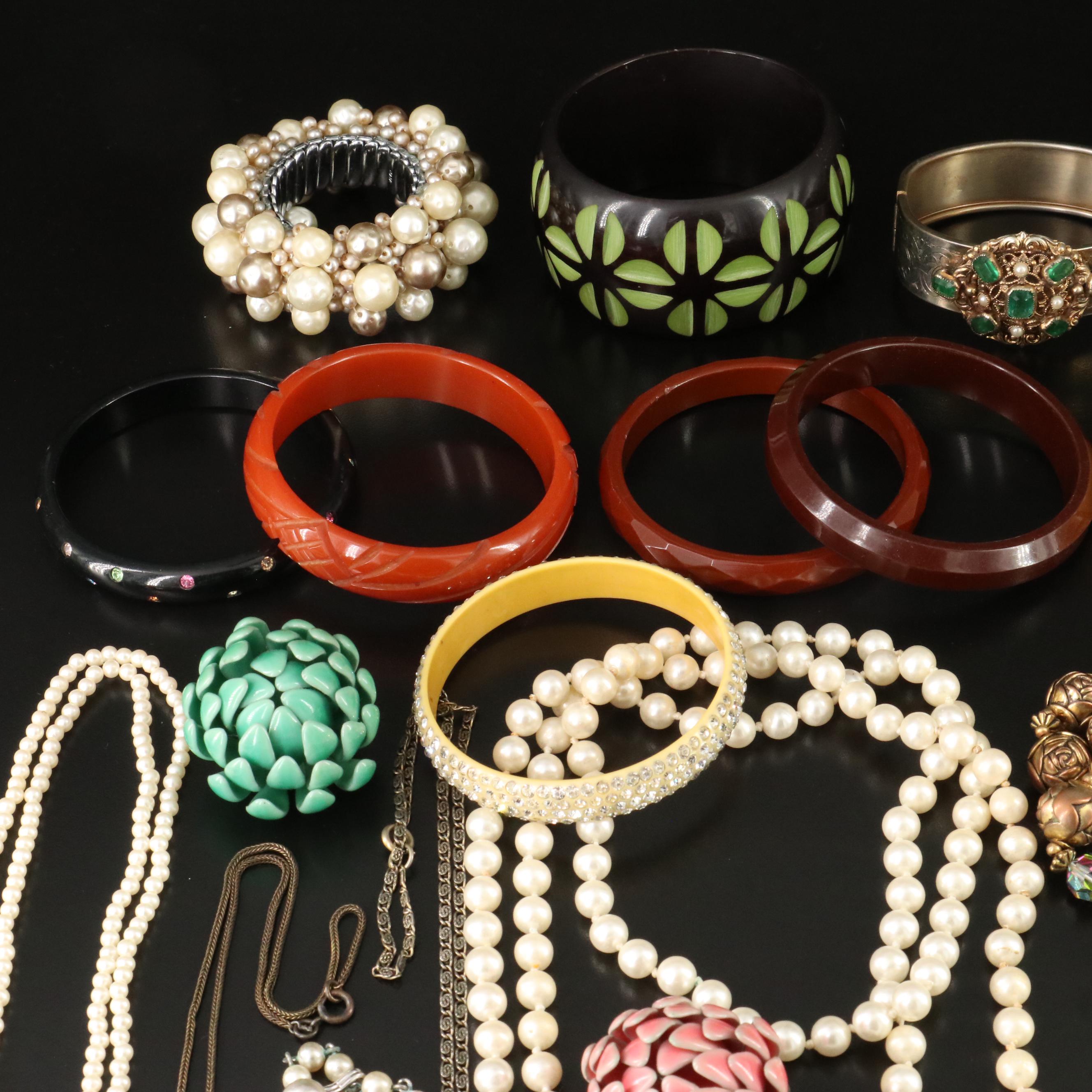 Bakelite and Celuloid Featured in Vintage Jewelry