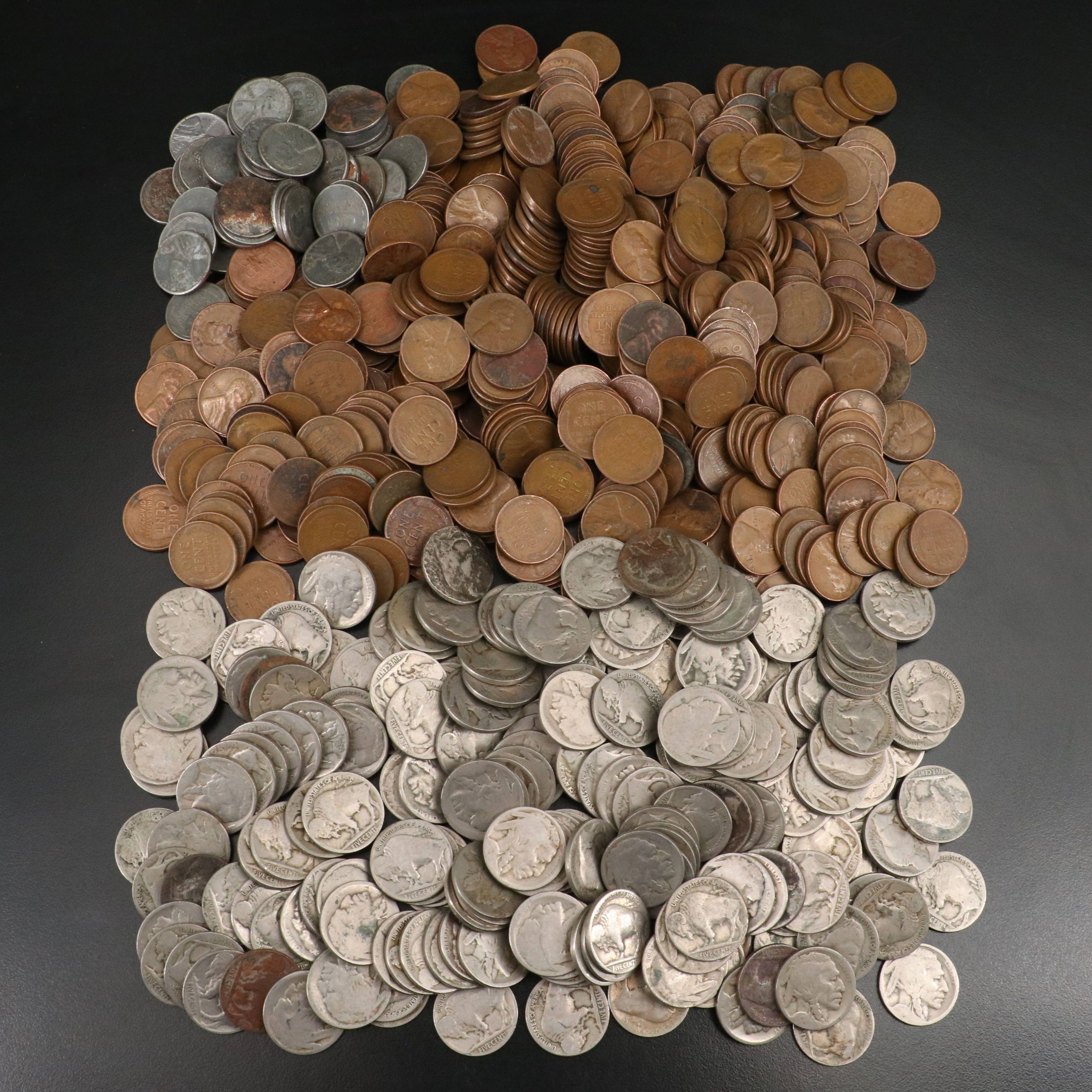 Collection of 800 Wheat Cents and Buffalo Nickels