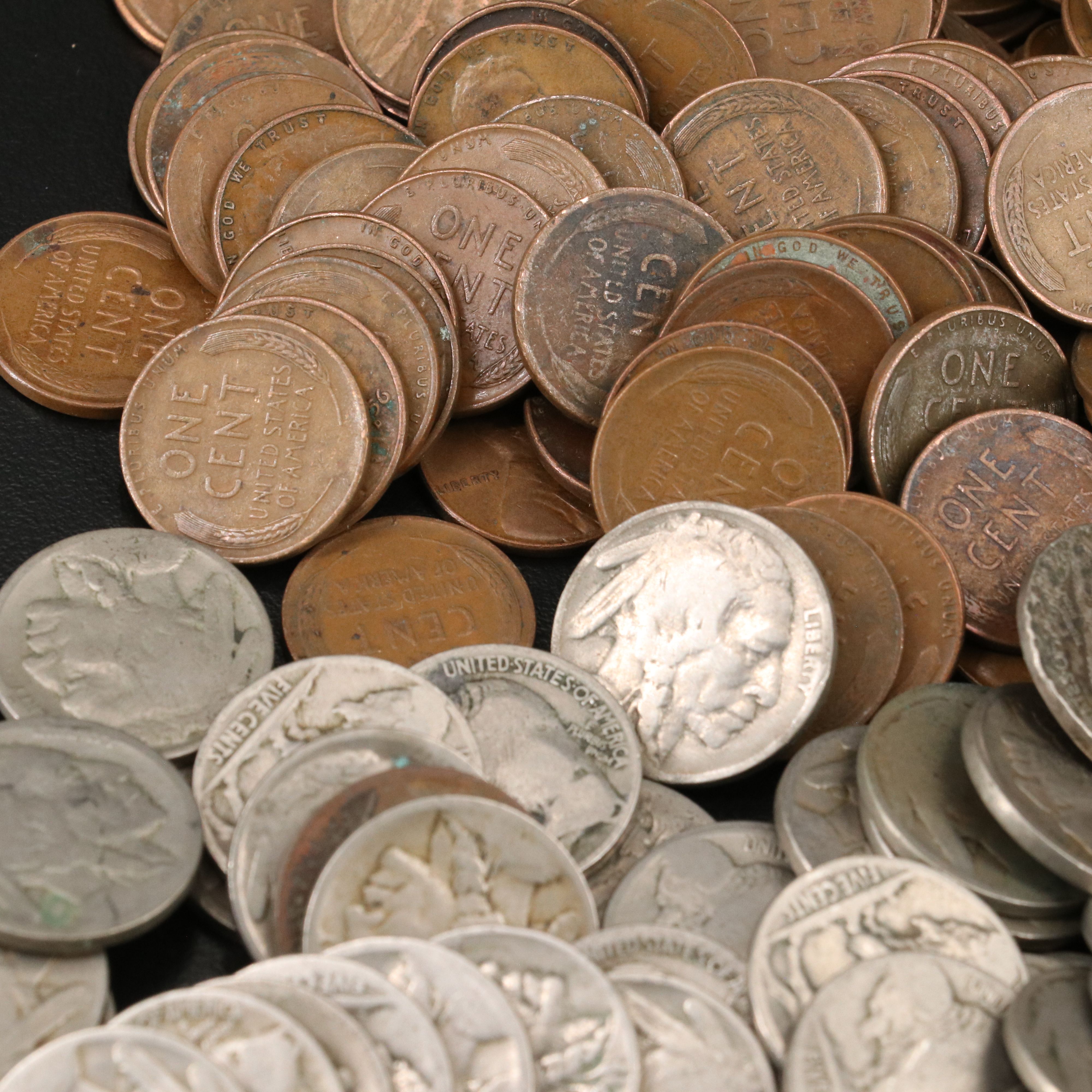 Collection of 800 Wheat Cents and Buffalo Nickels