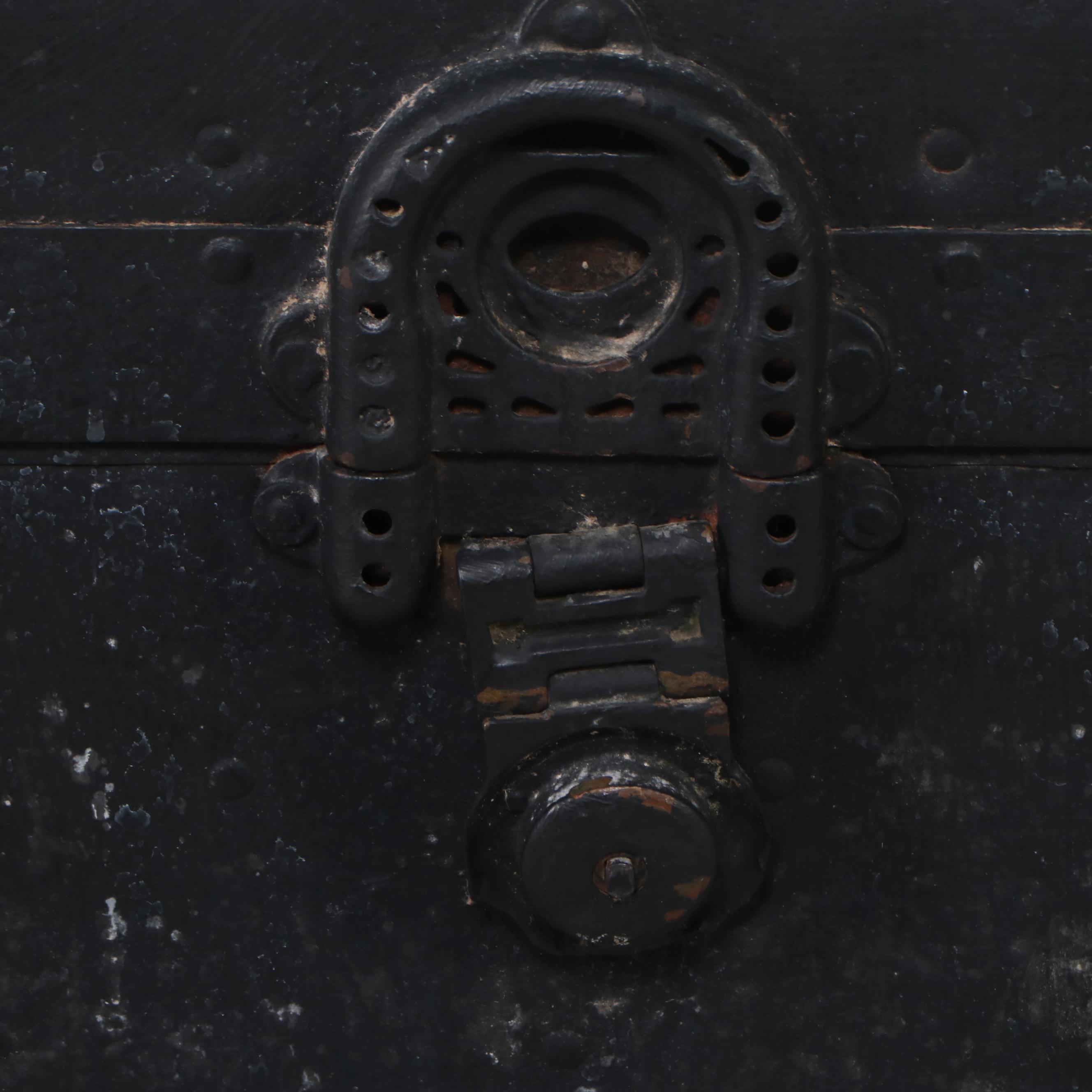 Hercules Flat Top Steamer Trunk