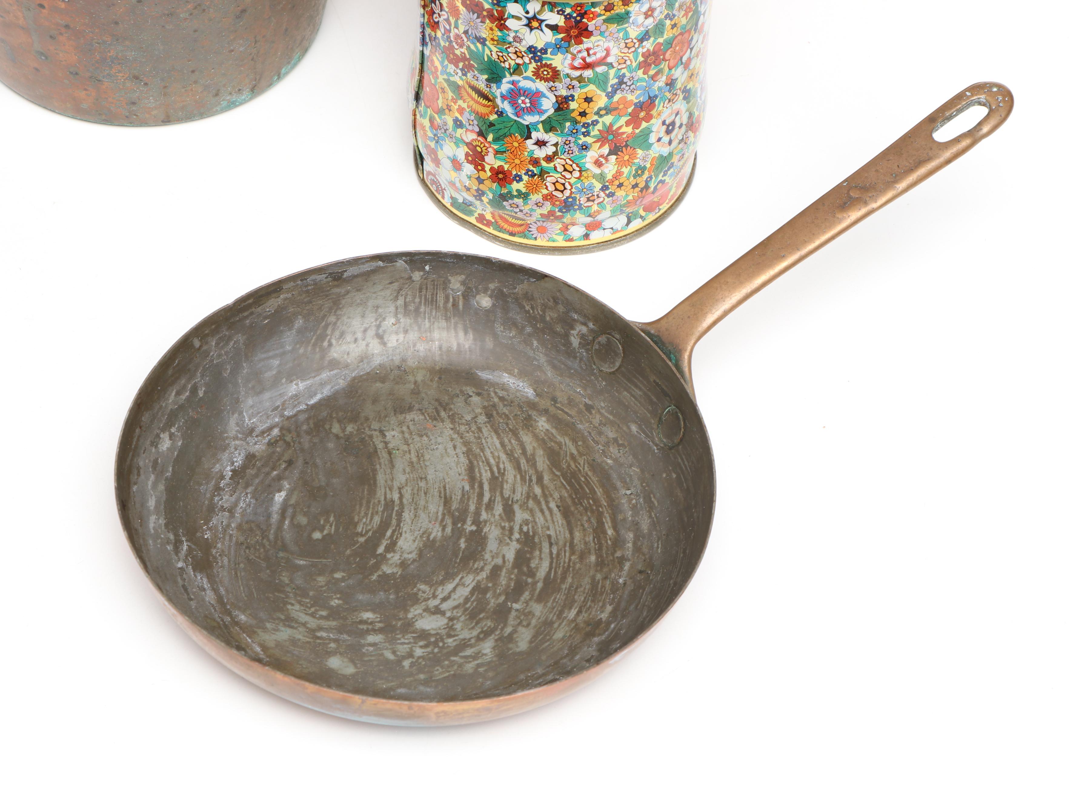 Bazar Francais Copper Pot with Kettles and Damer Floral Canister