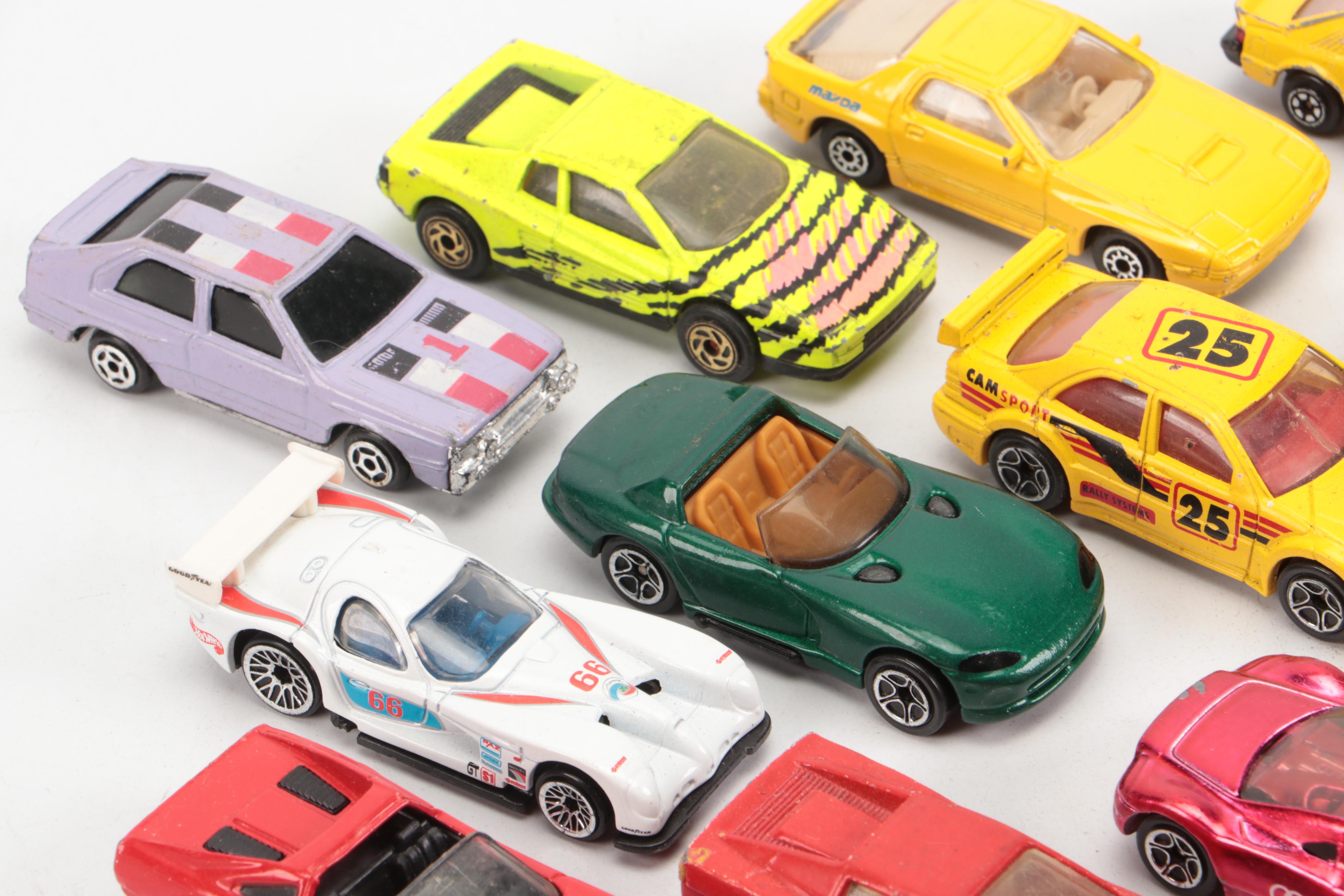 Mattel Hot Wheels Ferrari, Lamborghini Diablo and Other Diecast Toy Cars