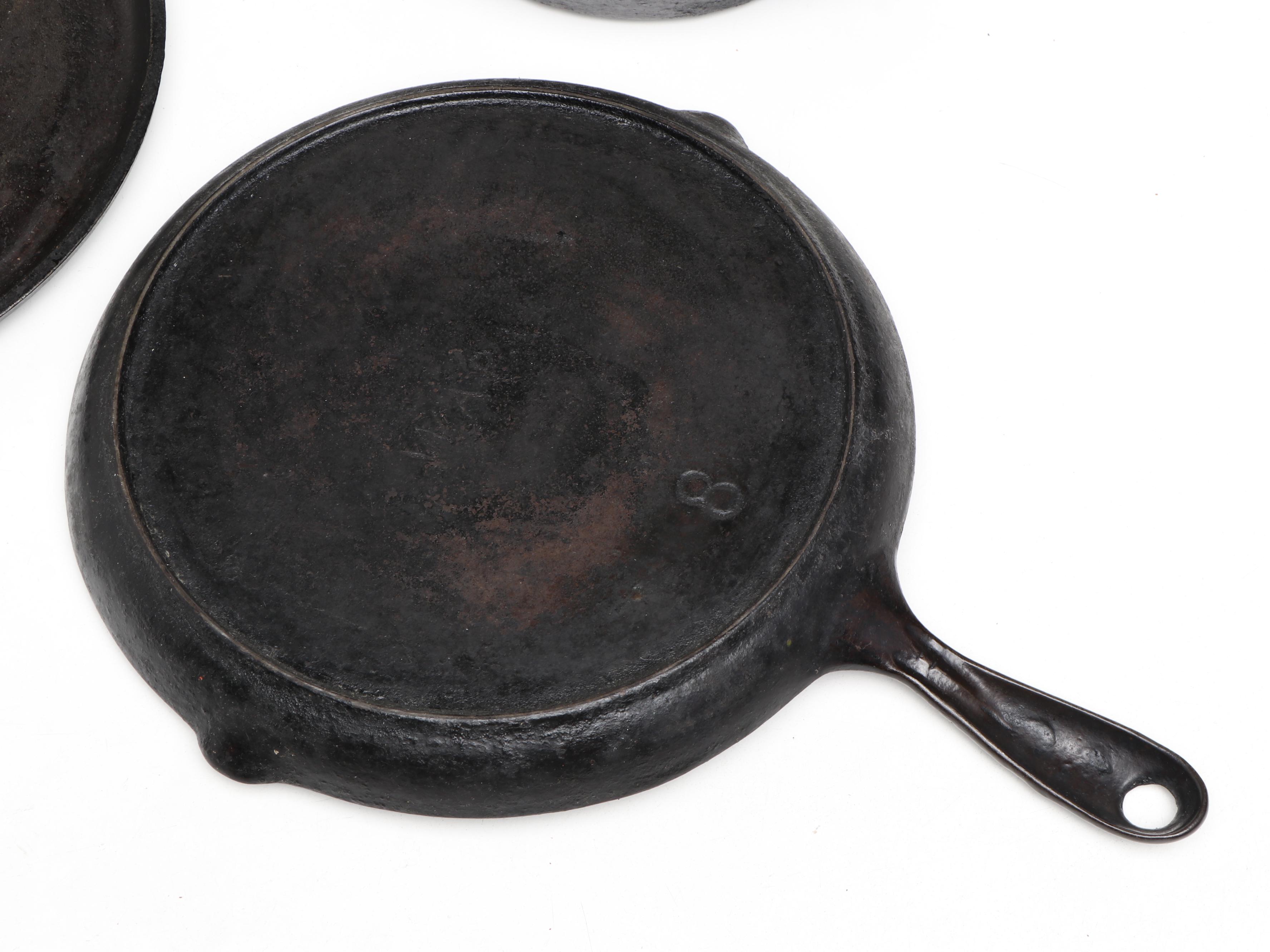 Wapak, Lodge with Other Cast Iron Skillets and Griddle