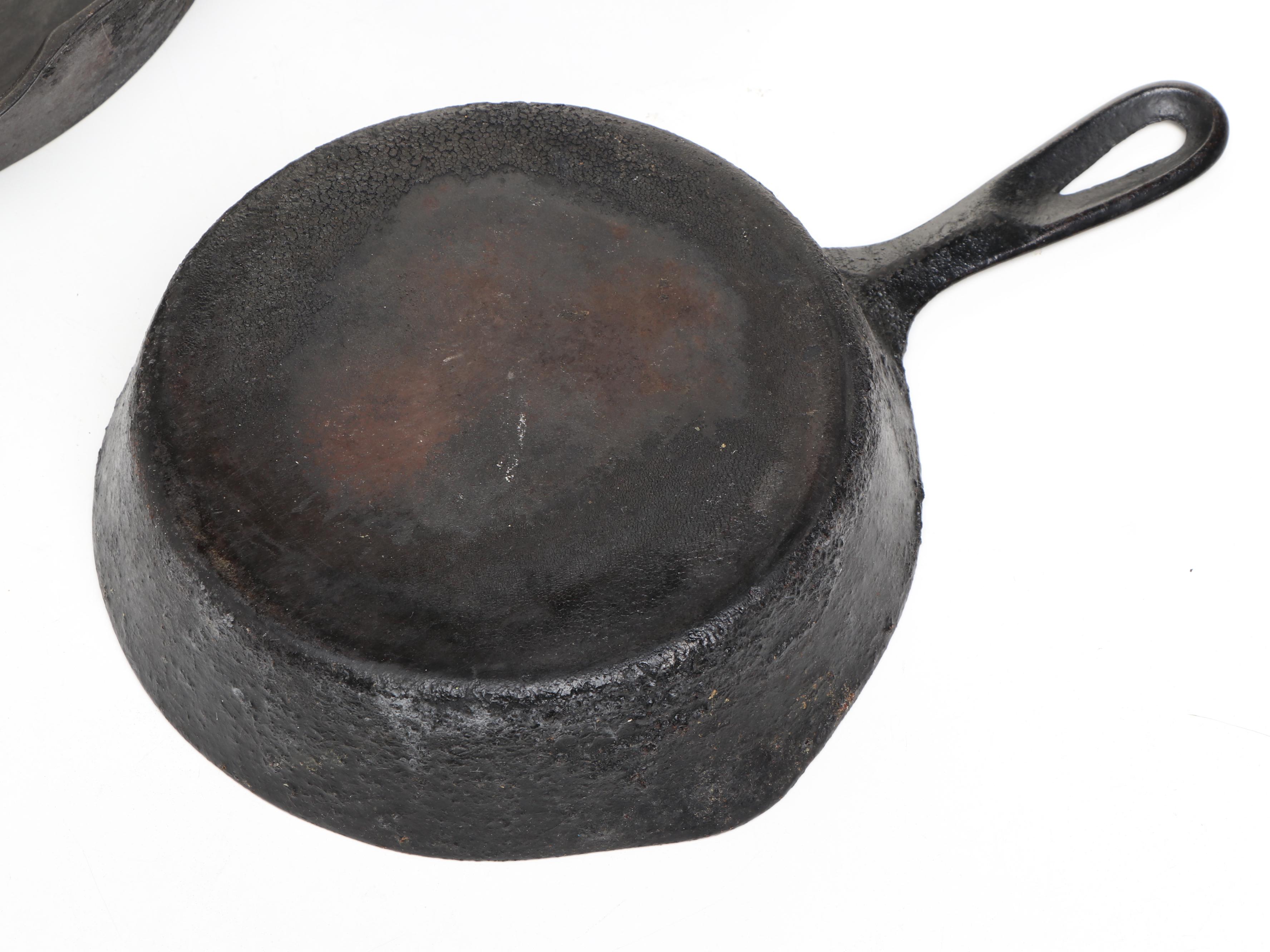 Wapak, Lodge with Other Cast Iron Skillets and Griddle