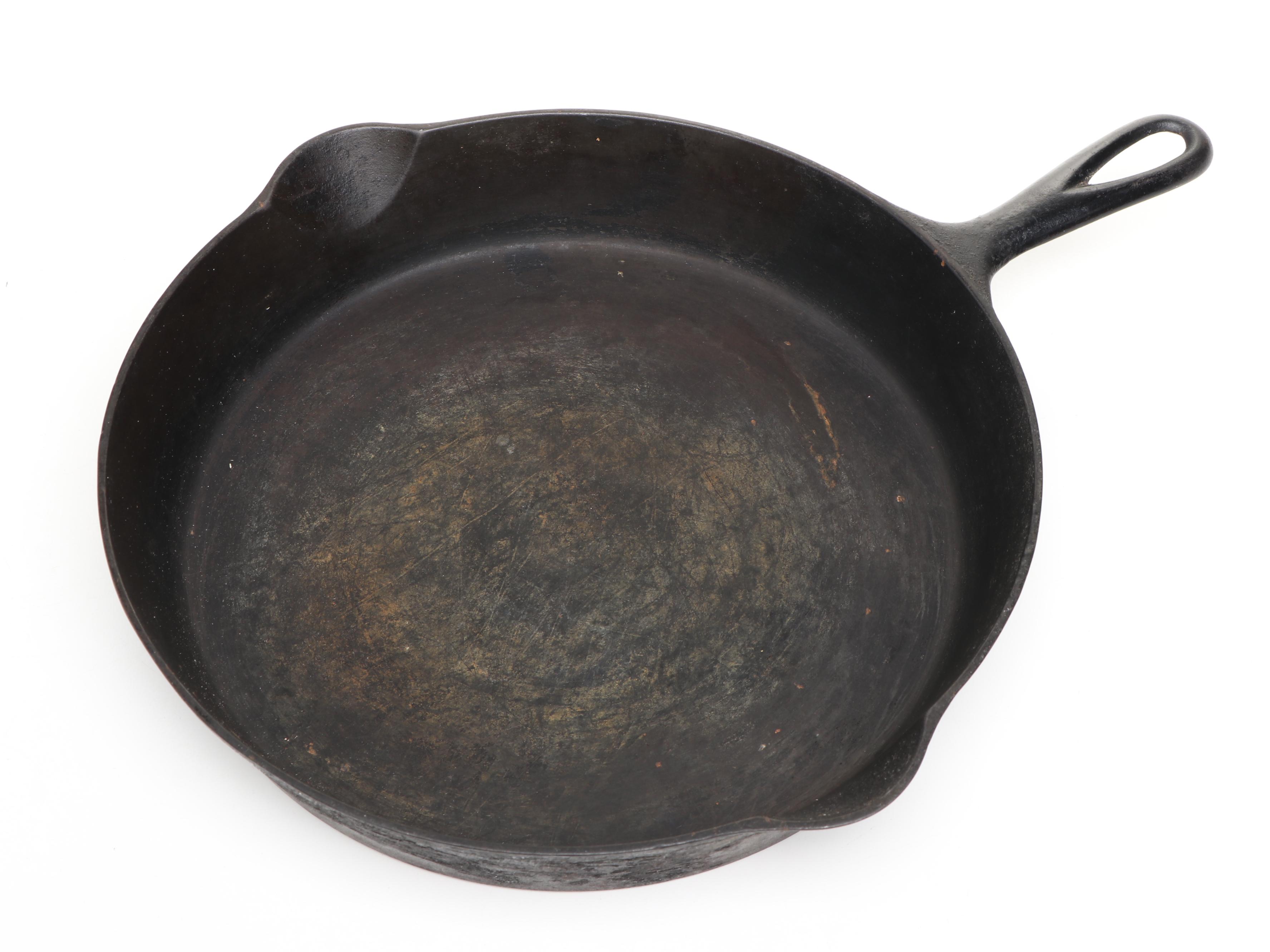 Wapak, Lodge with Other Cast Iron Skillets and Griddle